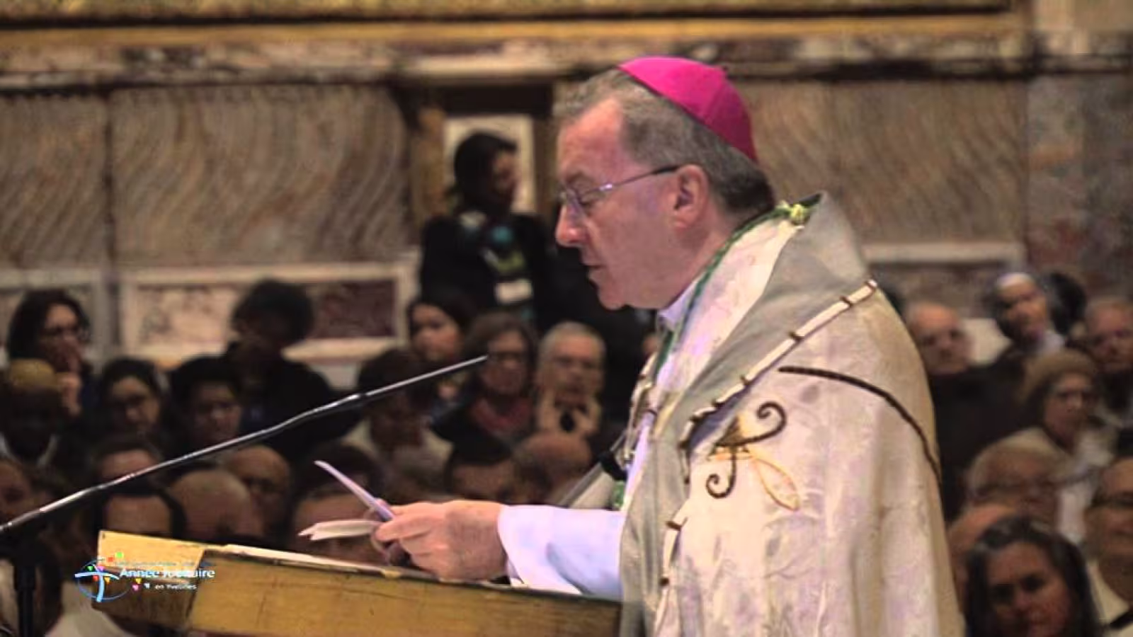 Abus sexuels : huit mois de prison avec sursis pour l’ex ambassadeur du pape en France