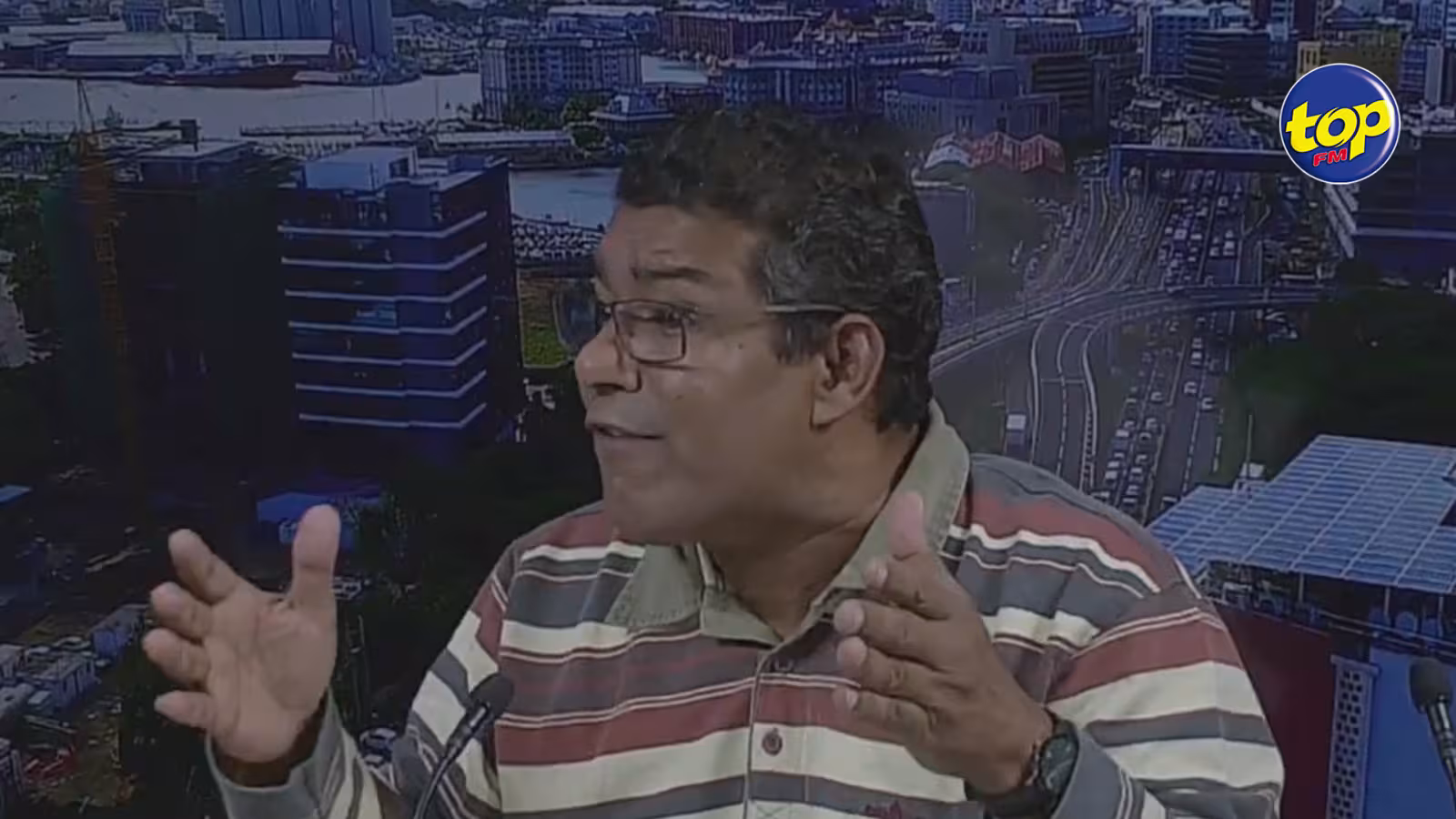 Il réclame une rencontre urgente avec Marday Venketasamy, chairman d’Air Mauritius : « Mo envi zoine li parski pena personne d’autre ki capav répond ki li comprend par gouvernance », affirme Raj Ramlagun
