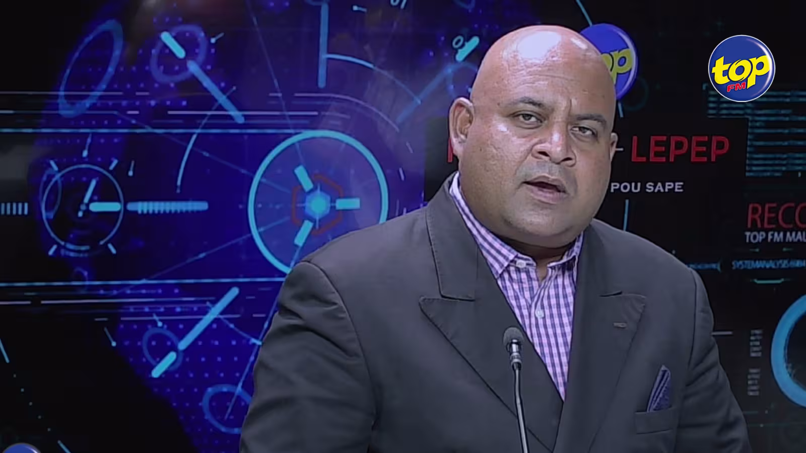 Arrestations des opposants au pouvoir : ‘ou pou gagne ene bater bef dans prochaine élection, Mauriciens pas kontan dominer’, sévère mise en garde de Neelkanth Dulloo à Pravind Jugnauth
