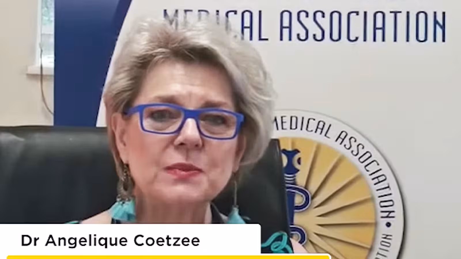 Dre Angelique Coetzee :  Omicron provoque une maladie bénigne traitable à la maison