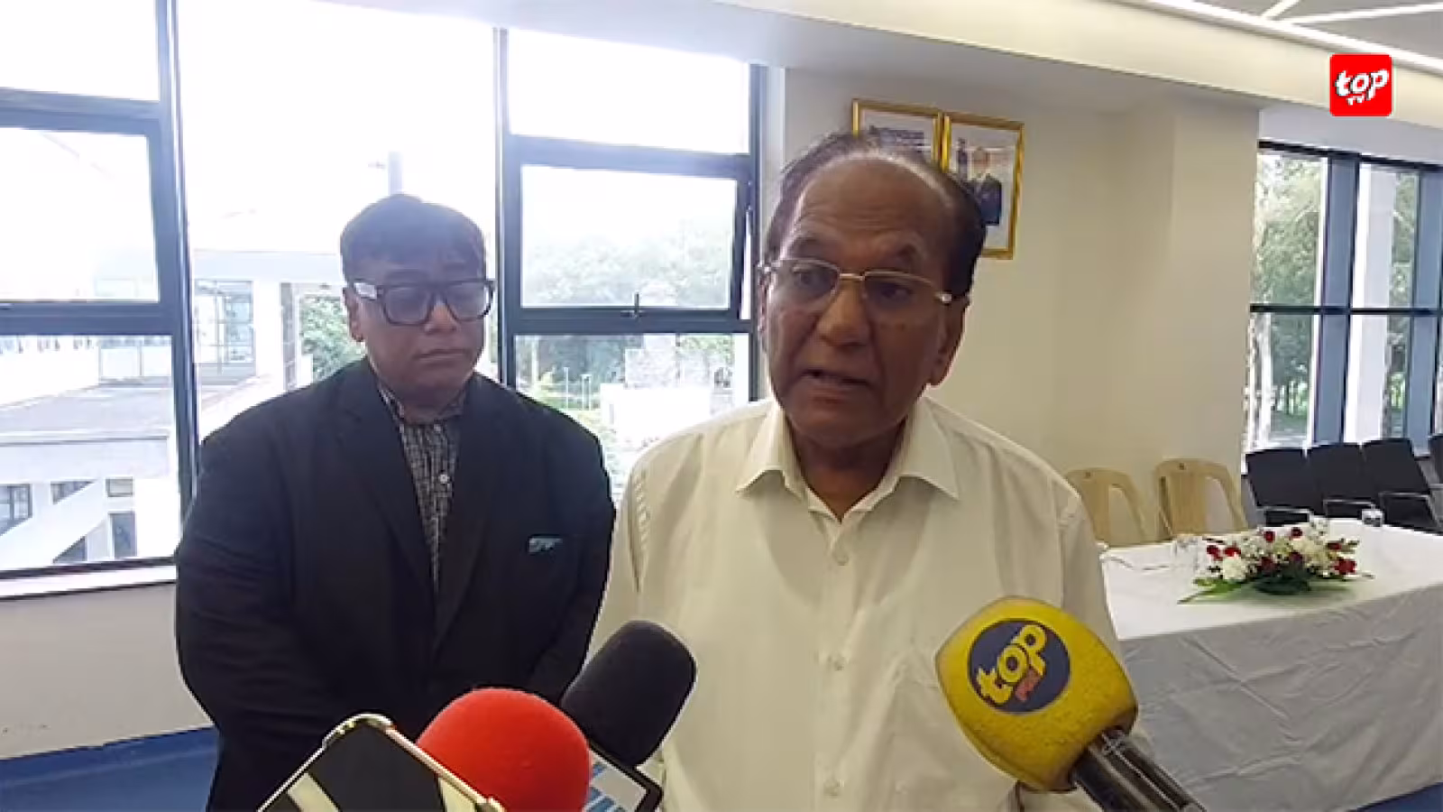 Polémique autour du cas du petit Rivyansh Raghoobar : « L’État prend en charge l’intégralité des frais », affirme le ministre Anil Bachoo, qui précise les modalités de la prise en charge