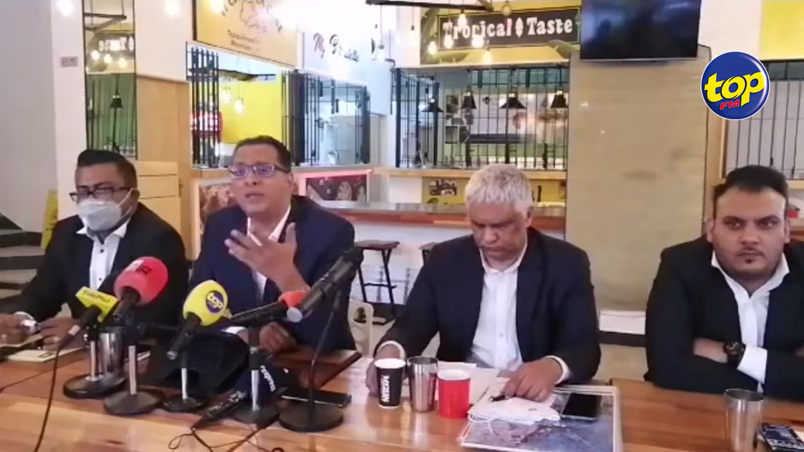 Post rapport Britam : ‘C’est Angus Road ki pou fer li démissioner, mo pou montrer kot so la main tremper’, lance Roshi Bhadain à Pravind Jugnauth