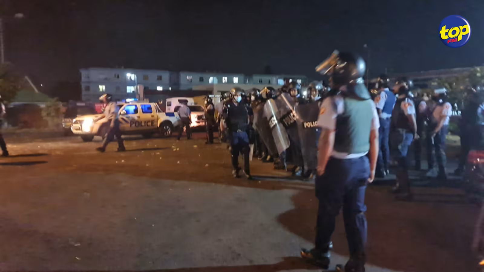 Affrontement entre forces de l’ordre et manifestants : L’inspecteur Shiva Coothen affirme que tous les officiers de police étaient équipés