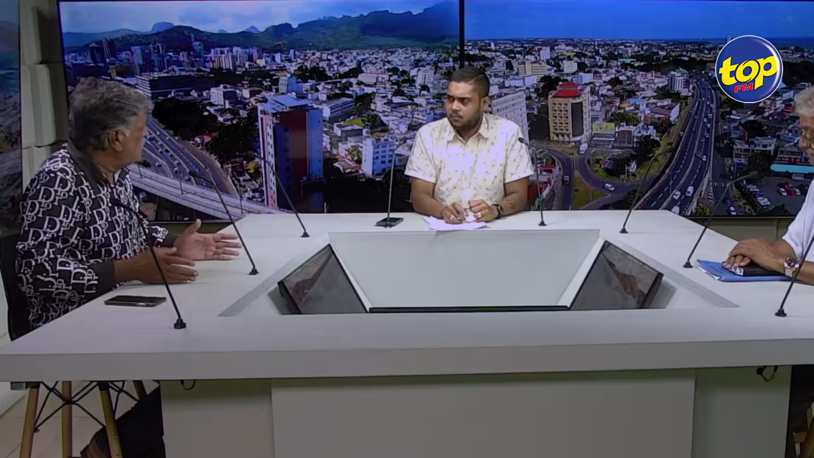 Prix des carburants : ‘le Premier ministre aurait dû dès le premier jour de la grève prendre contact avec Nishal Joyram pour trouver une solution’, martèle Salim Muthy