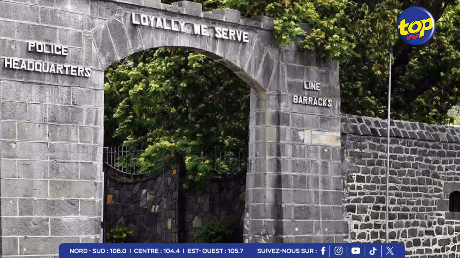 Au poste de police des Casernes centrales : Une femme de 26 ans soutient que ses proches auraient menacé de la défigurer si elle continue à utiliser les réseaux sociaux