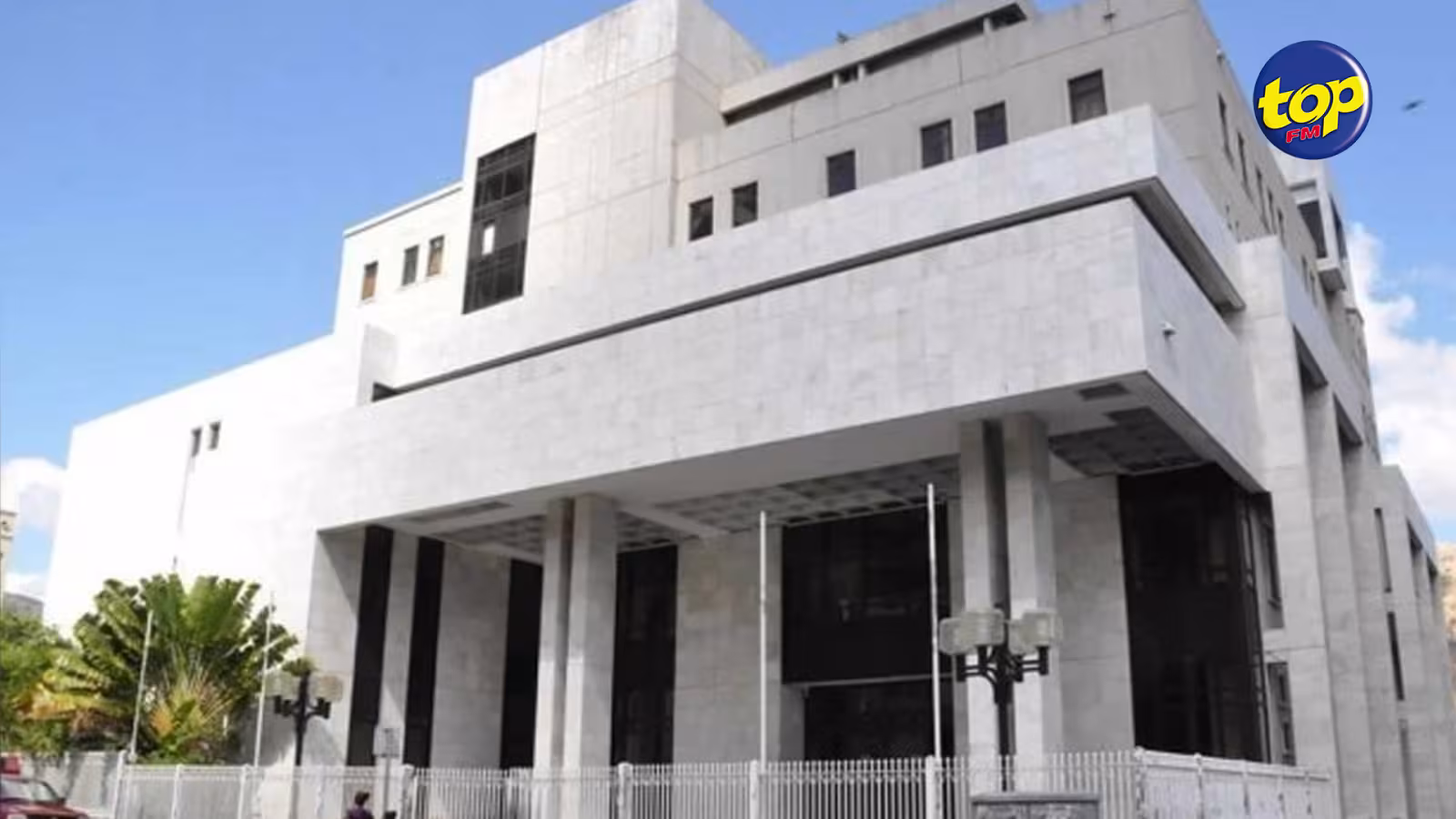 Trouvé coupable de complot en cour intermédiaire : la demande de Chandra Prakash singh Dip de contester sa condamnation devant le Privy Council rejetée