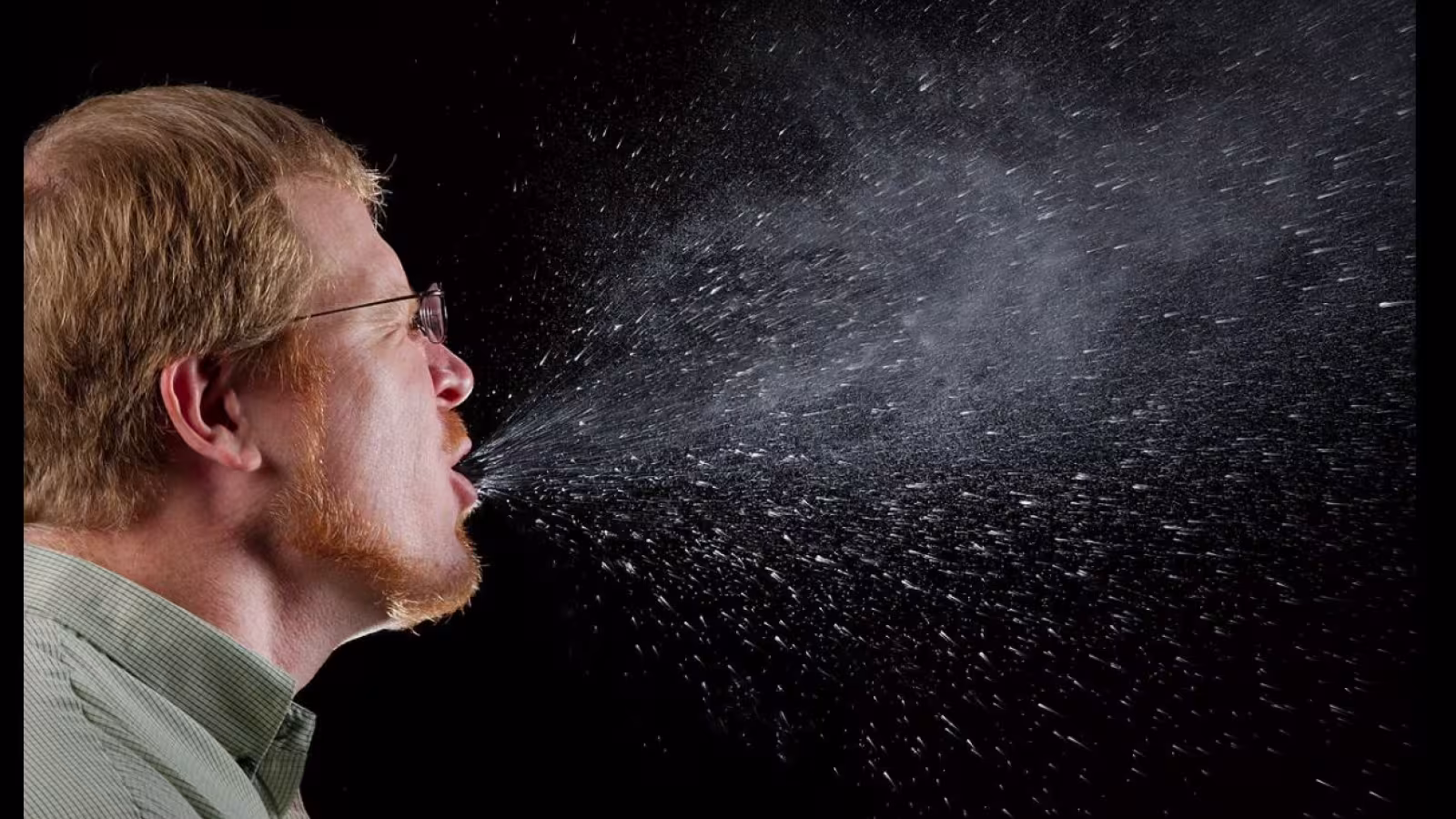 Les gouttelettes de coronavirus dans l’air et l’importance des masques