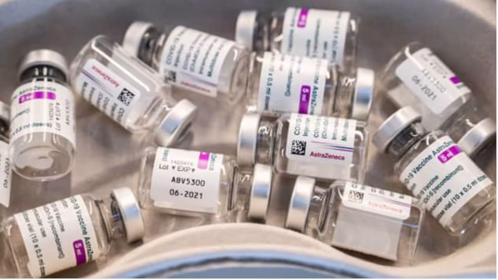 Vaccin AstraZeneca : Les avantages restent supérieurs aux risques, dit le régulateur de l’UE