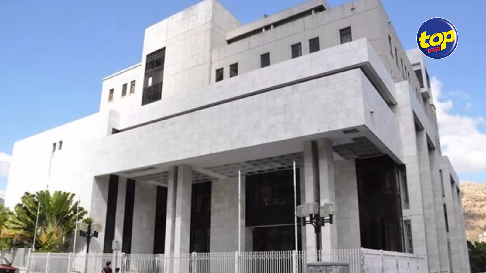 Disqualifiée par la cour intermédiaire d’avoir un permis de conduire pendant deux ans: Une représentante médicale obtient gain de cause en appel… la période est réduite de moitié