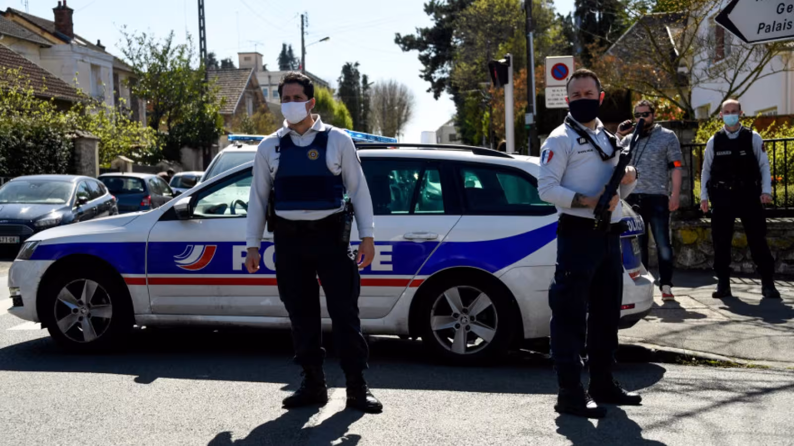 À Albion : Un garçonnet de 11 ans pourchassé par un jeune homme avec un couteau