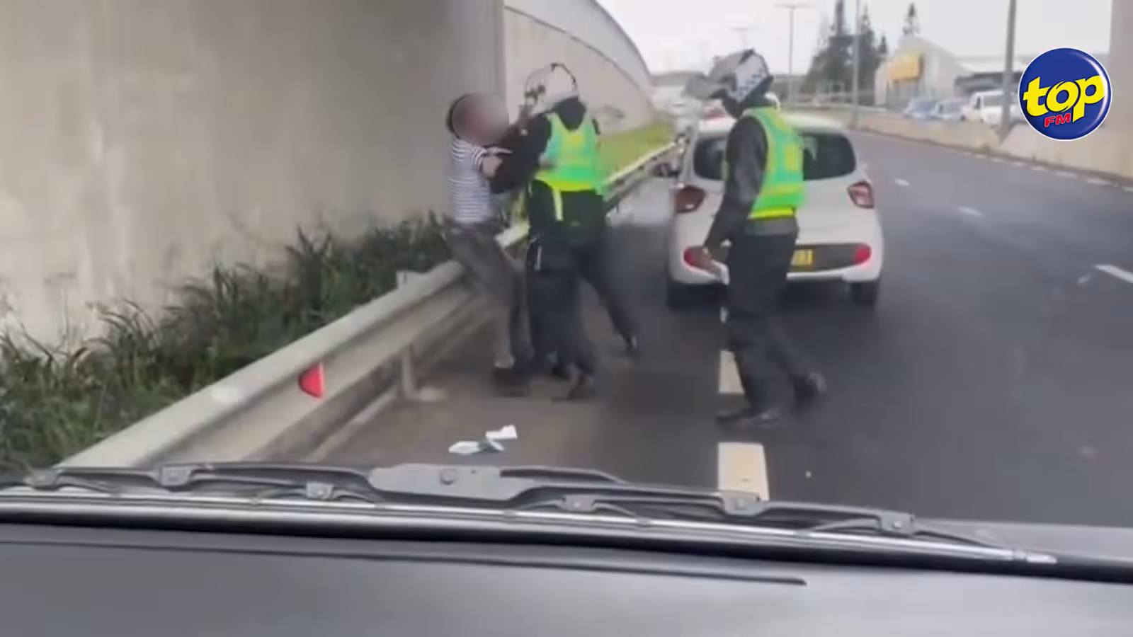 Après avoir donné du fil à retordre à des policiers, Dheerun Gooray libéré sous caution