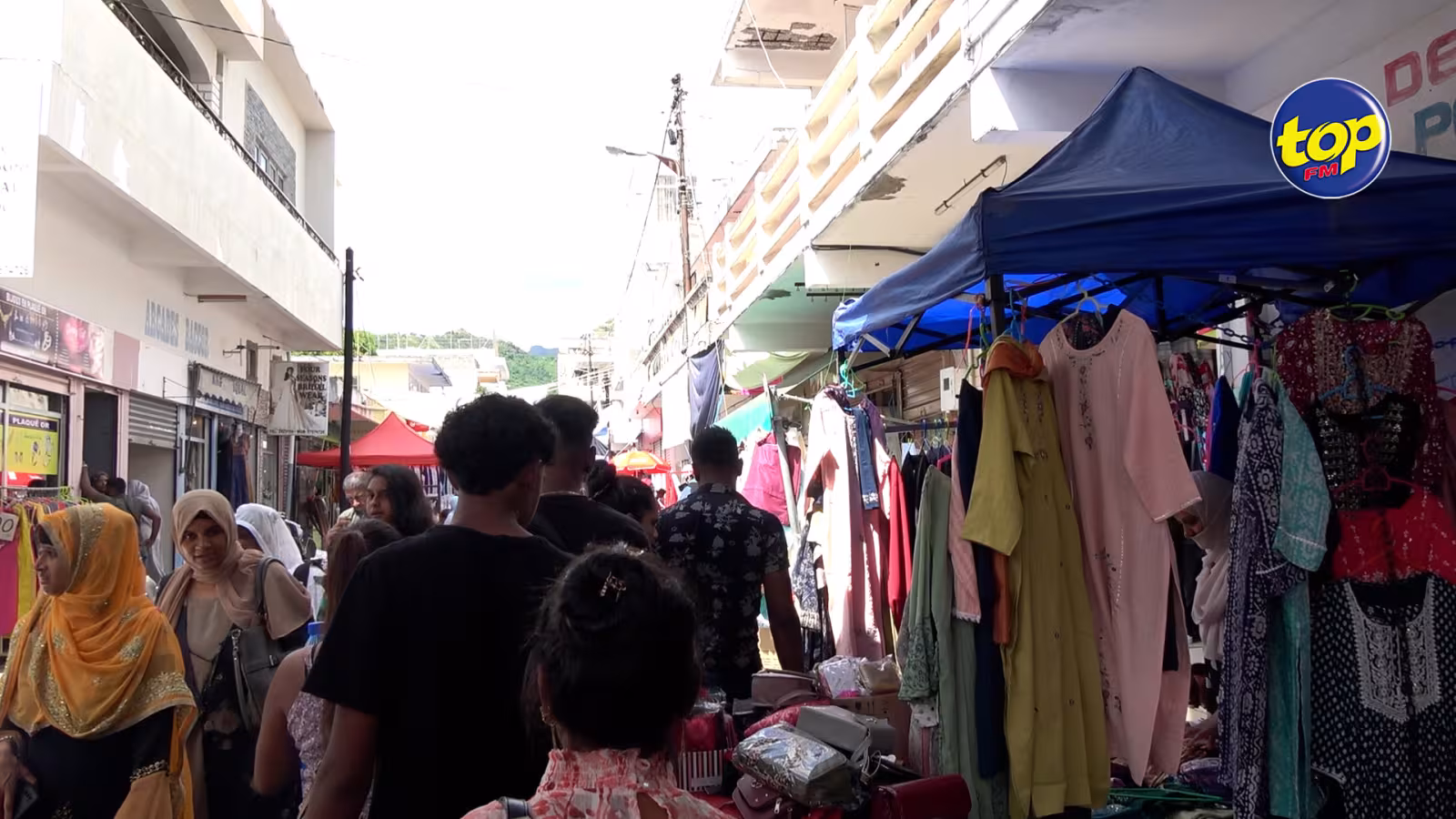 A une semaine des célébrations d’Eid-Ul-Fitr : Les commerces de la capitale pris d’assaut