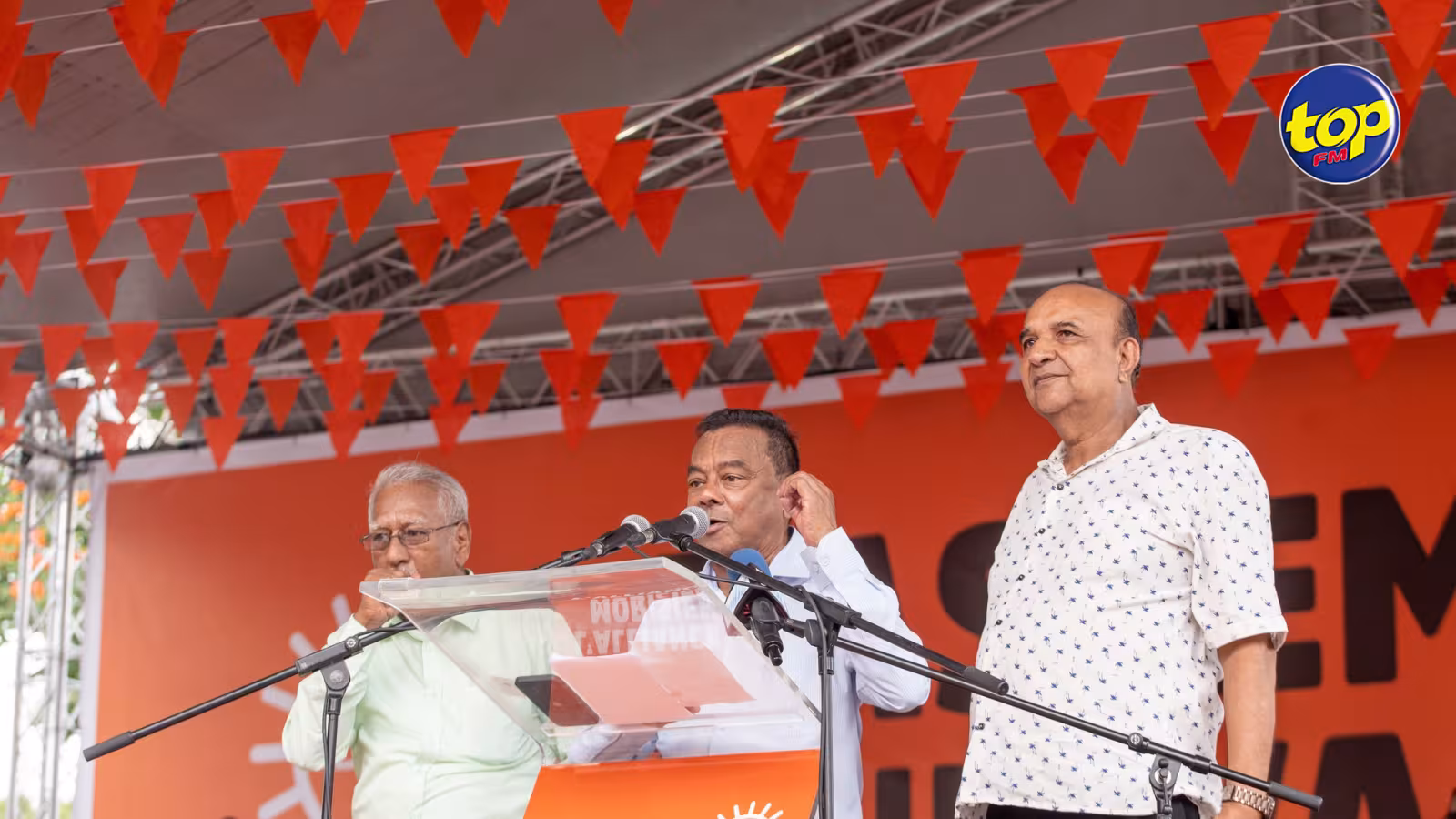 Meeting du MSM à Vacoas: Ivan Collendavelloo confirme qu’il y a un malaise entre certains membres du ML et le gouvernement, mais affirme ‘nou pa la pou rode nou boute’