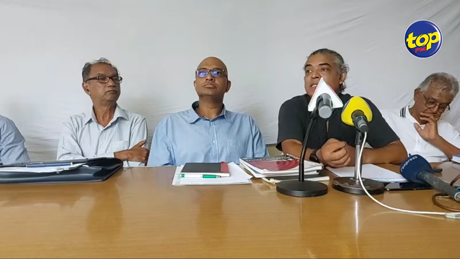 Coût de la vie : « L’inflation est forcée d’augmenter si le gouvernement continue d’utiliser les prix des carburants comme vache à lait pour remplir les caisses de la STC », lance Ivor Tan Yan