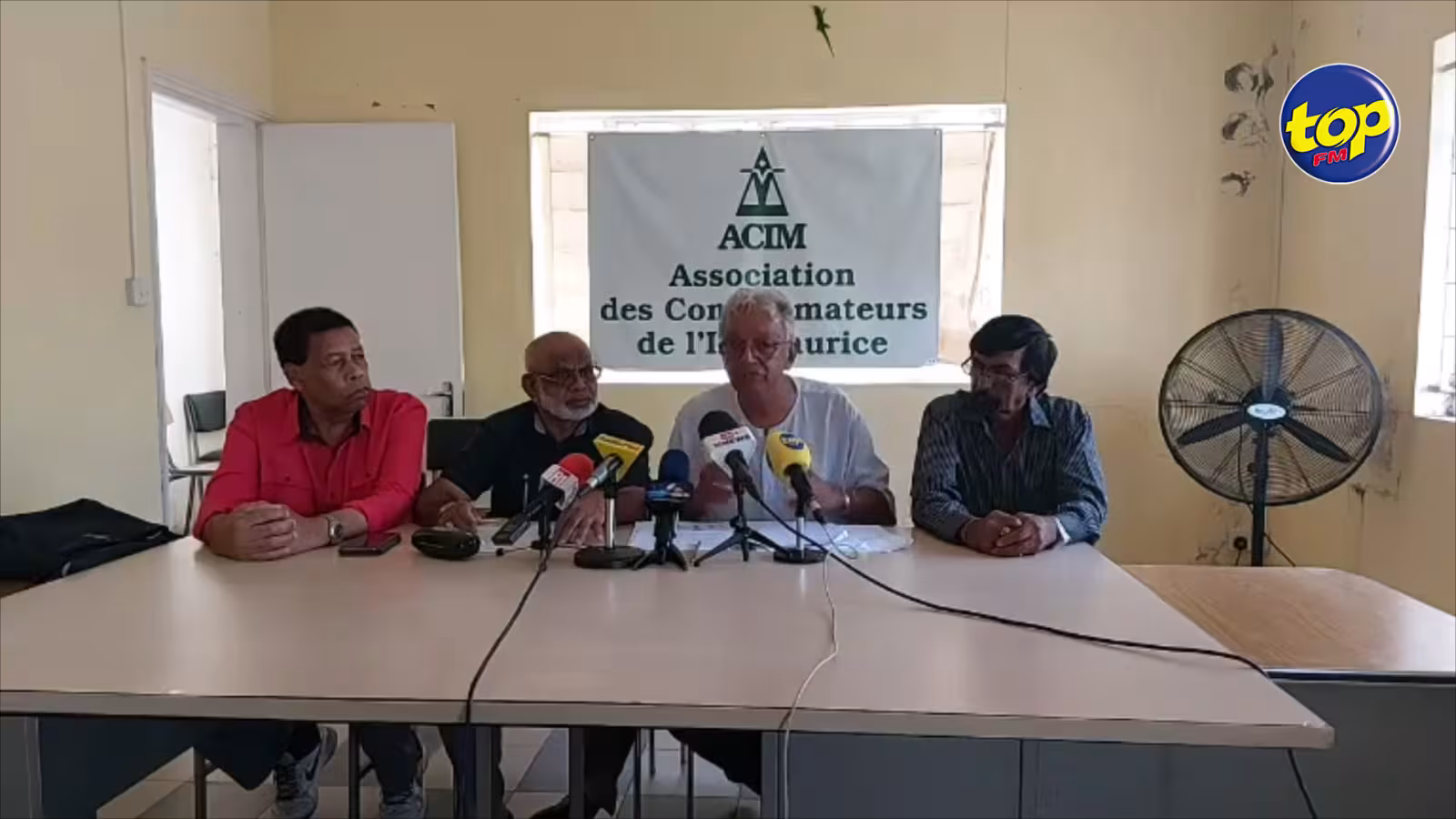 Réunion tant attendue du Petroleum Pricing Committee : « Les prix des carburants  doivent baisser, au cas contraire, ce serait l’une des plus grandes claques à la population mauricienne… », avise  Jayen Chellum