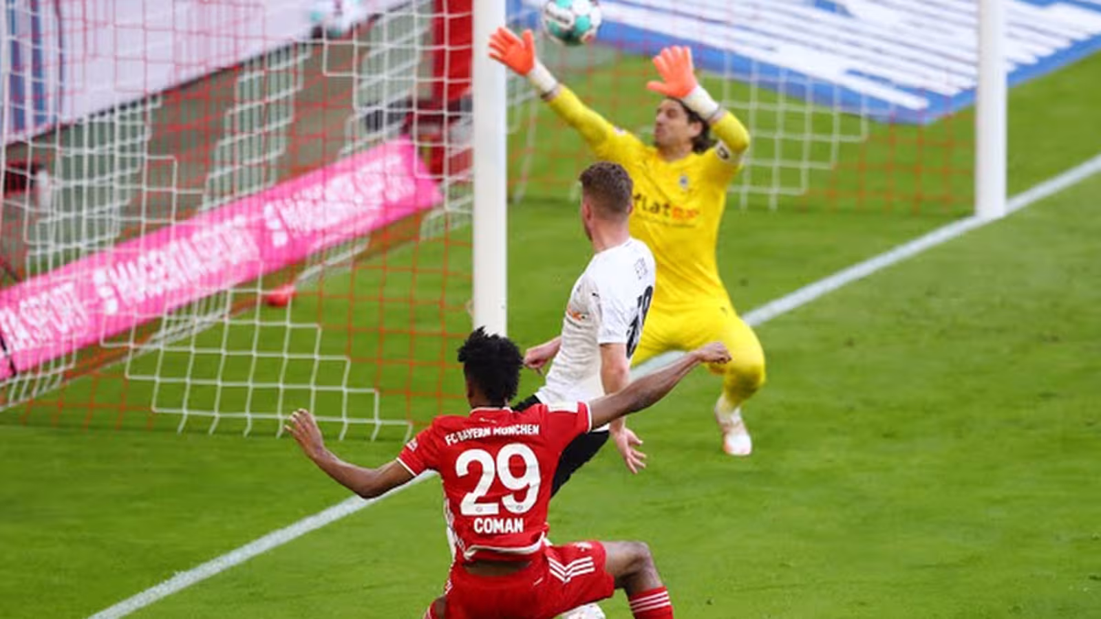 Bayern : 9 à la suite, la série folle de Coman