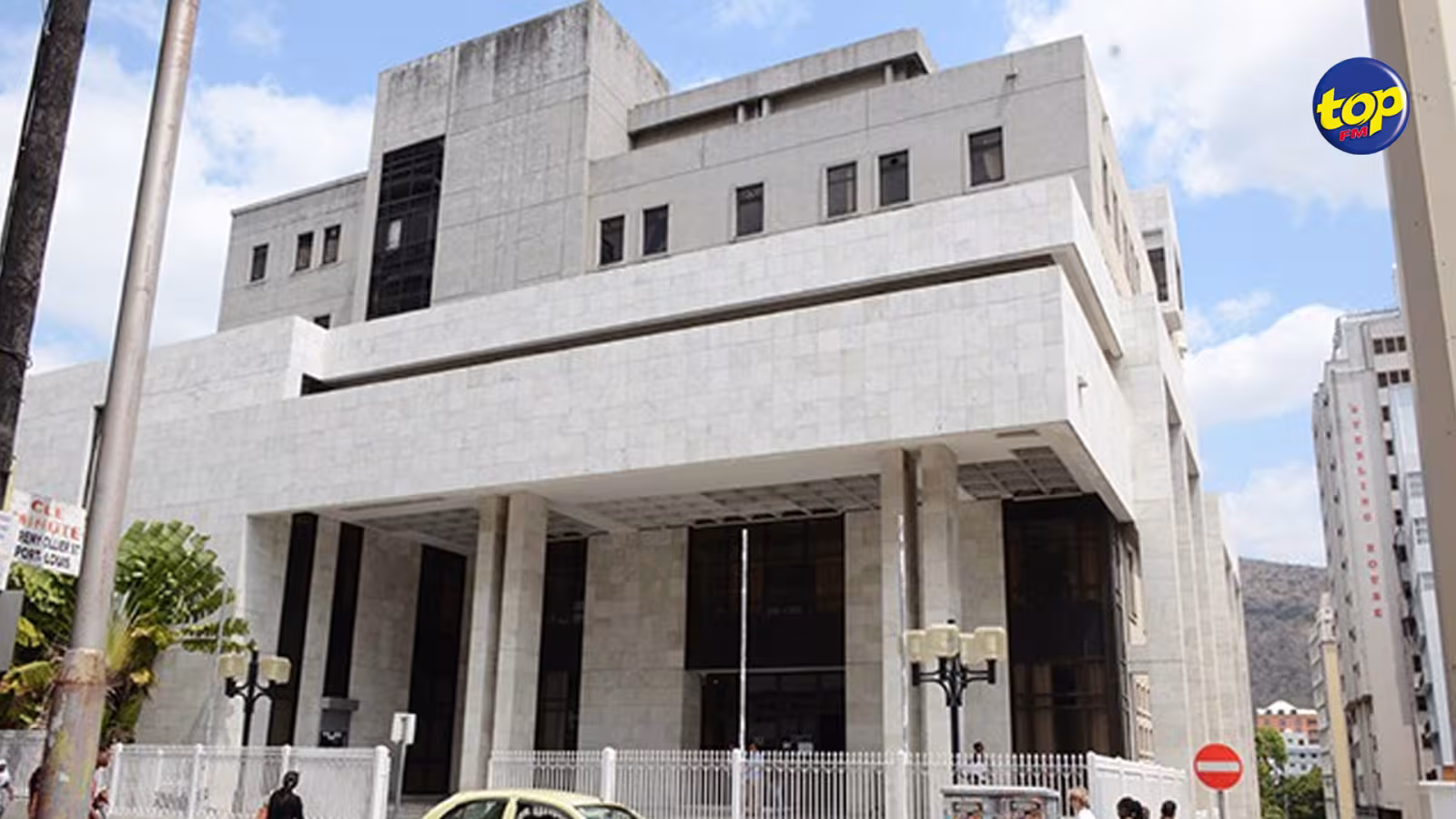 Demande de commission rogatoire : La cour suprême refuse à Franklin un ordre interdisant une éventuelle extradition à La Réunion