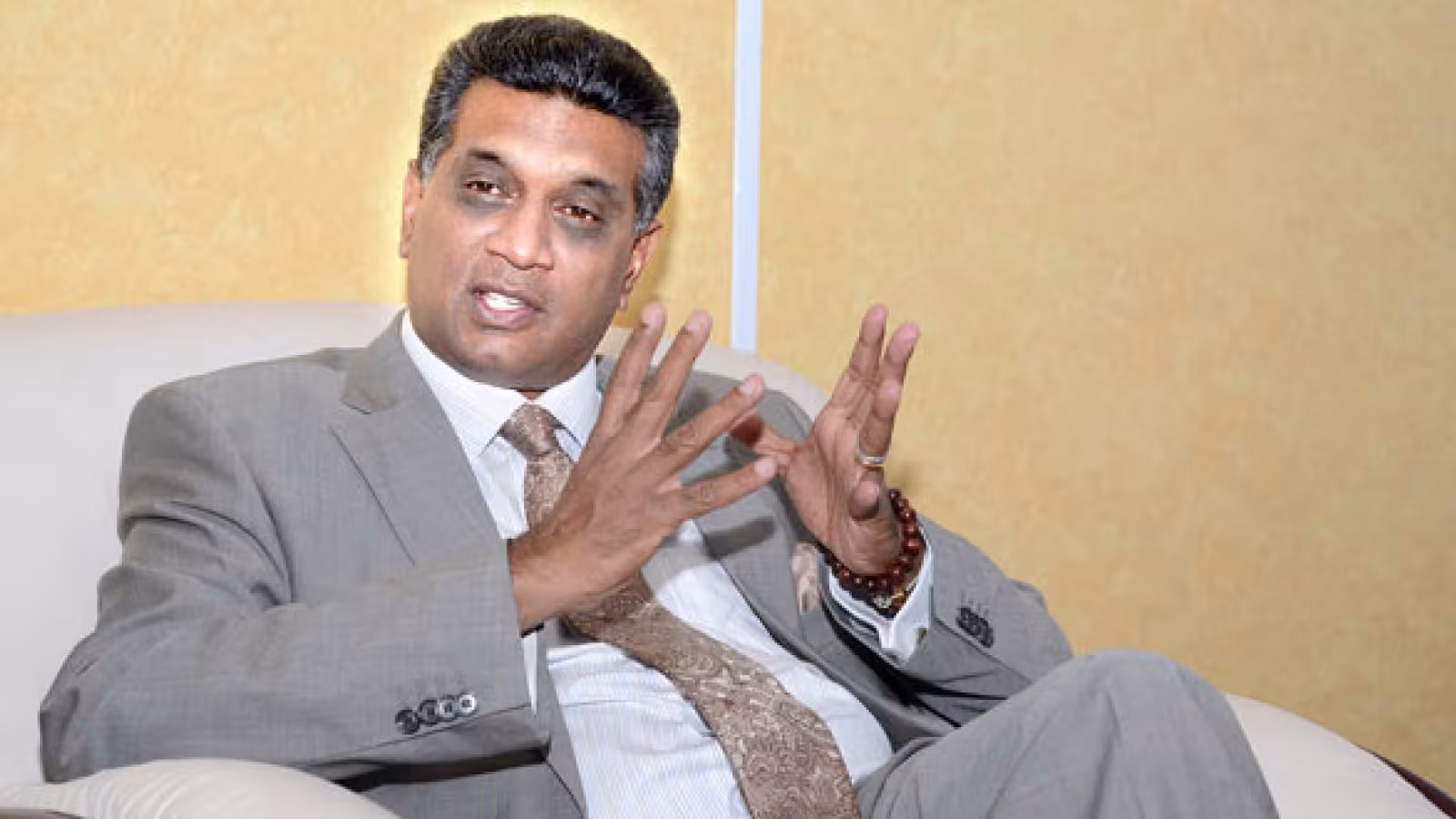 Lormus Bundhoo explique le retrait de sa pétition électorale hier : « Elle reposait sur les mêmes arguments que celle d’Ezra Jhuboo que la cour suprême a rejetée », affirme le candidat battu au no 13