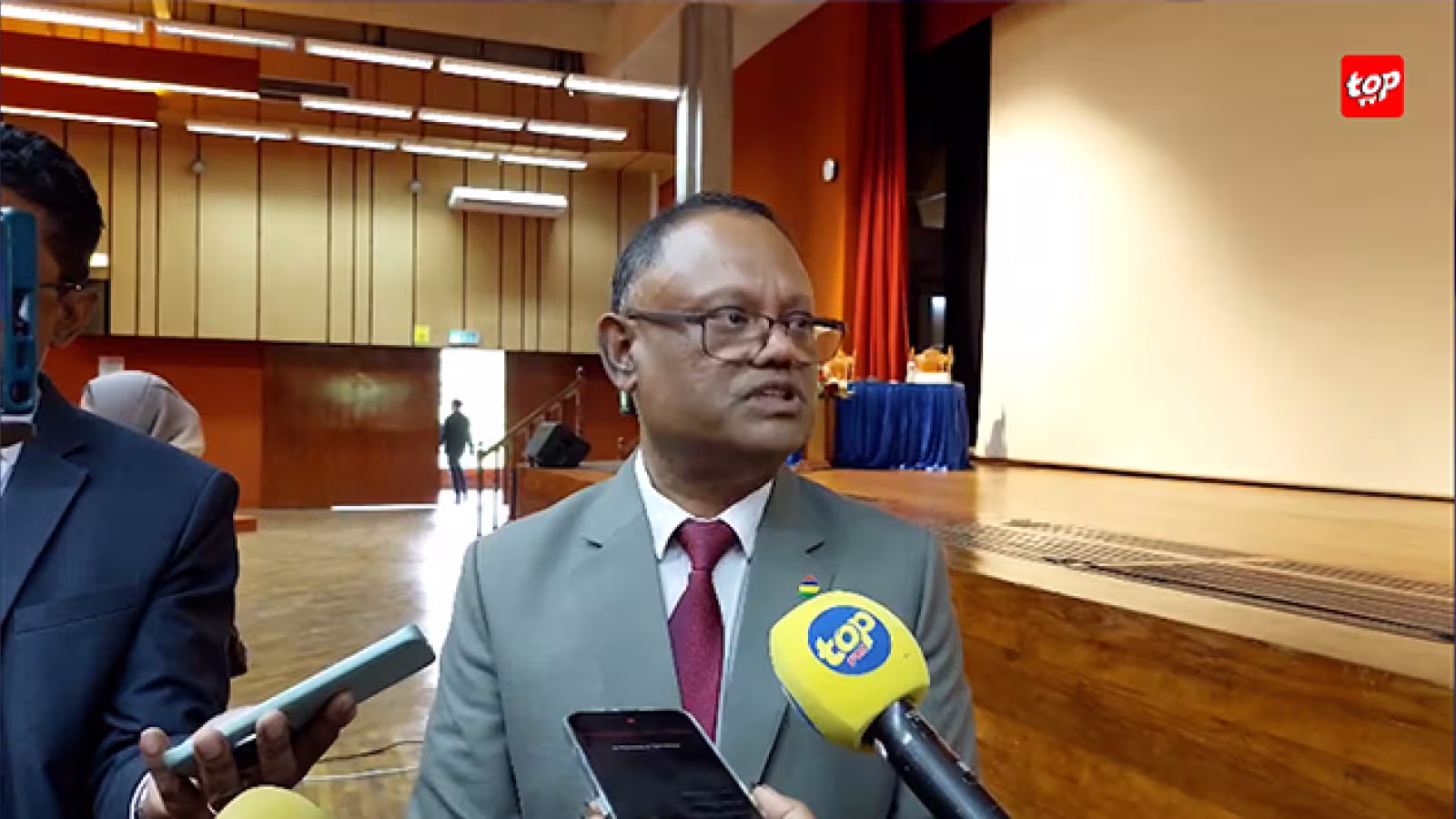 Redoublements payants pour le SC et le HSC : « Bann zanfan ek zot fami bizin pran responsabilité », indique Mahend Gungapersad