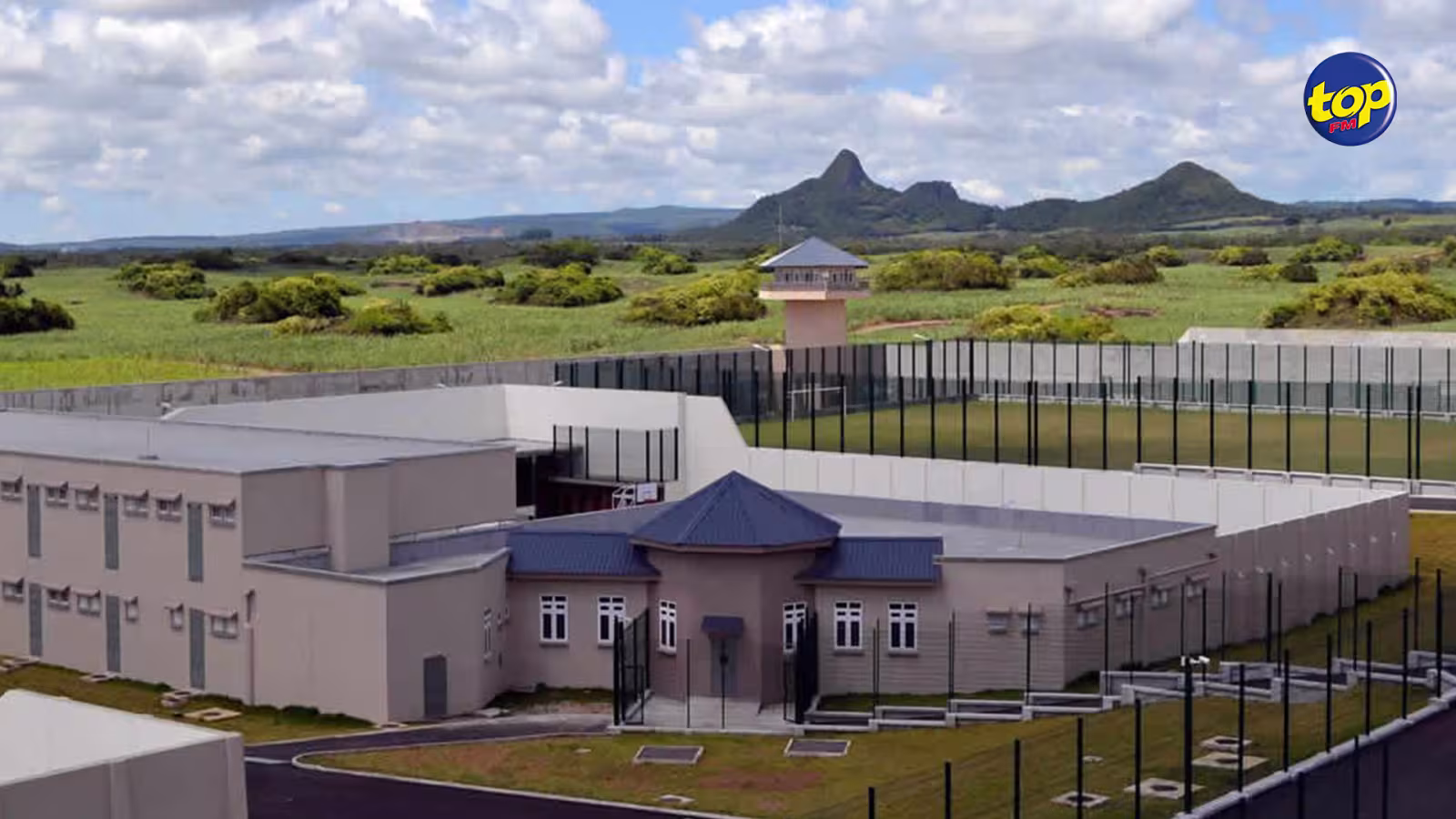 À la prison de Melrose : Un téléphone portable et deux chargeurs retrouvés dans le dortoir de la Kestrel Unit