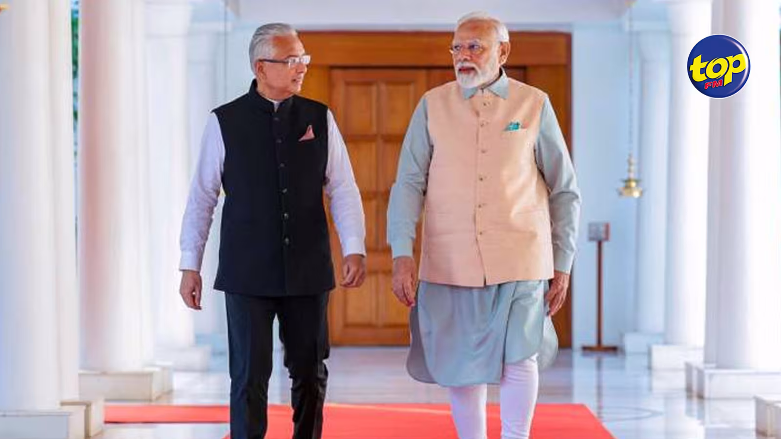 Après le sommet G20 à New Delhi : Pravind Jugnauth s’est rendu à Varanasi pour une session de prières