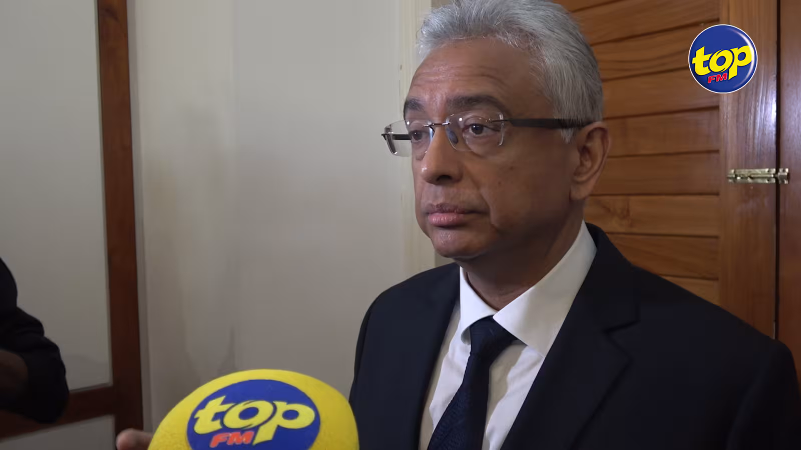 Présence du député Juman dans l’enceinte du port : Pravind Jugnauth annonce qu’une enquête est en cours