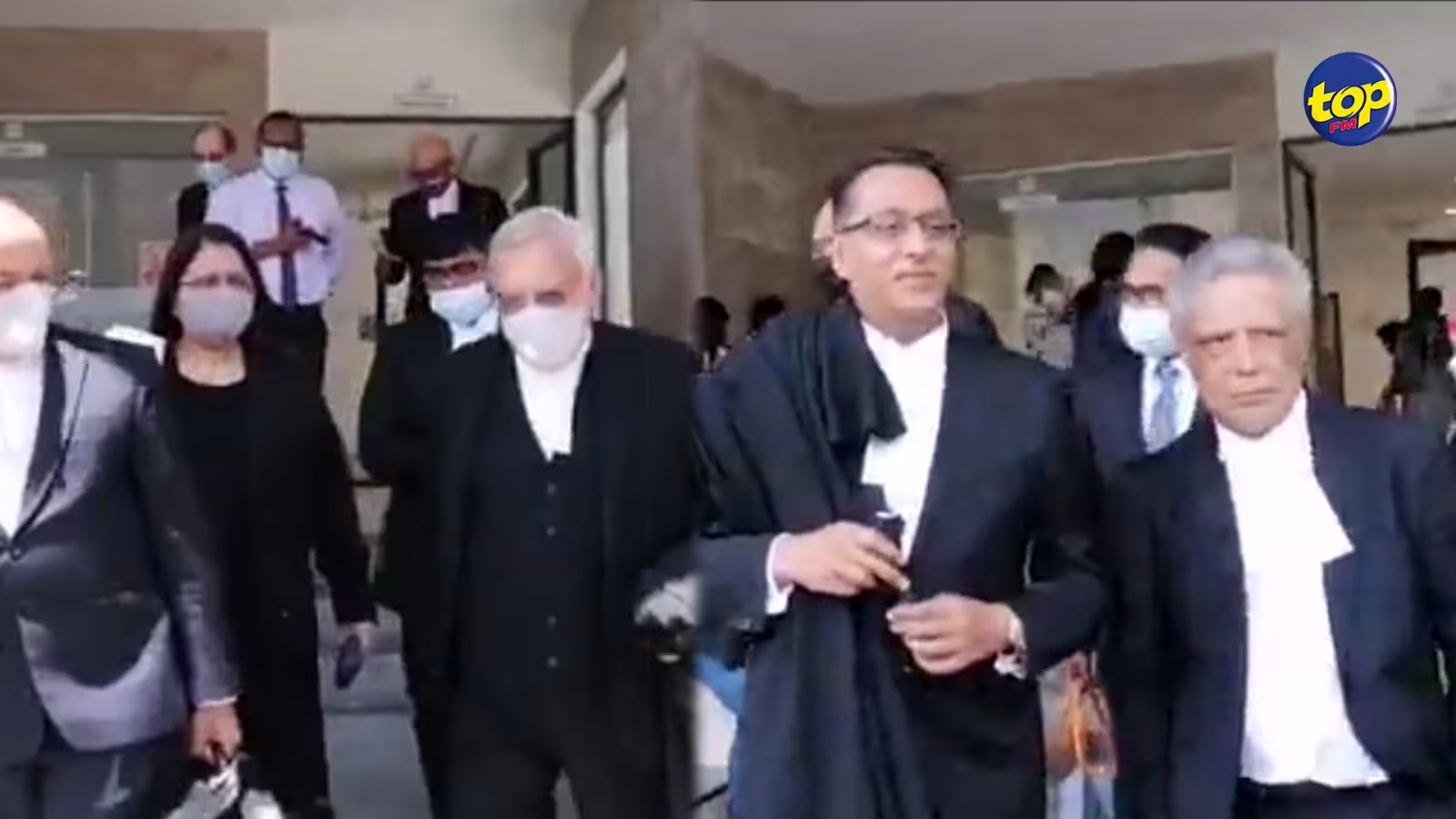Private prosecution contre Pravind Jugnauth : la Cour suprême rejette la demande du Premier ministre pour un arrêt des procédures en cour de district mais le bureau du DPP logera un ‘nolle prosequi’