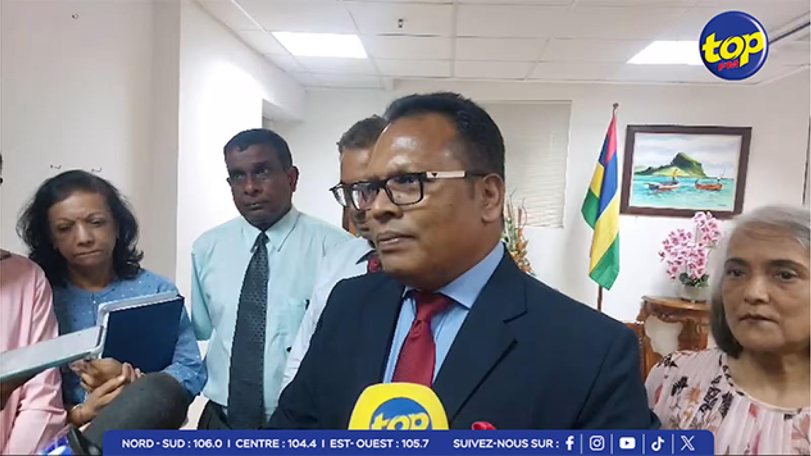 Réformes dans la fonction publique : Raj Pentiah échange avec les syndicats sur les changements futurs