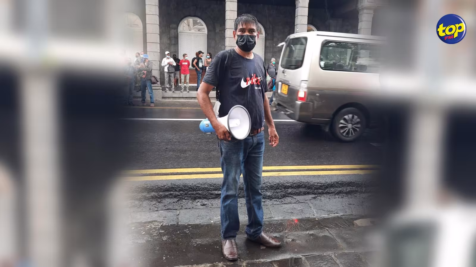 Manifestation pacifique devant le parlement mardi pour protester contre les amendements apportés à l’IBA ACT : L’activiste Raouf Khodabacus interpellé