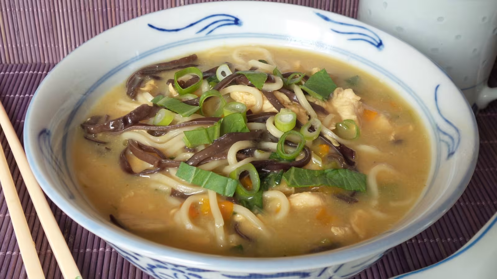 Recette de soupe de poulet aux champignons noirs