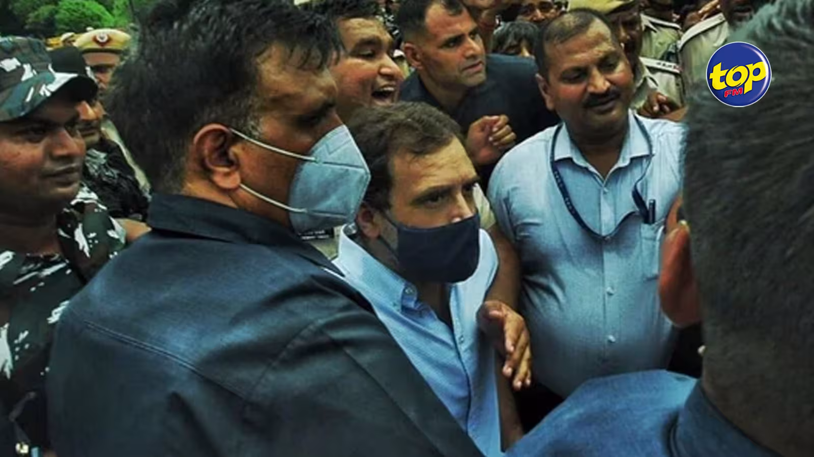 Protestation contre la hausse des prix et le chômage : Rahul Gandhi et plusieurs autres députés du Congrès arrêtés ce mardi