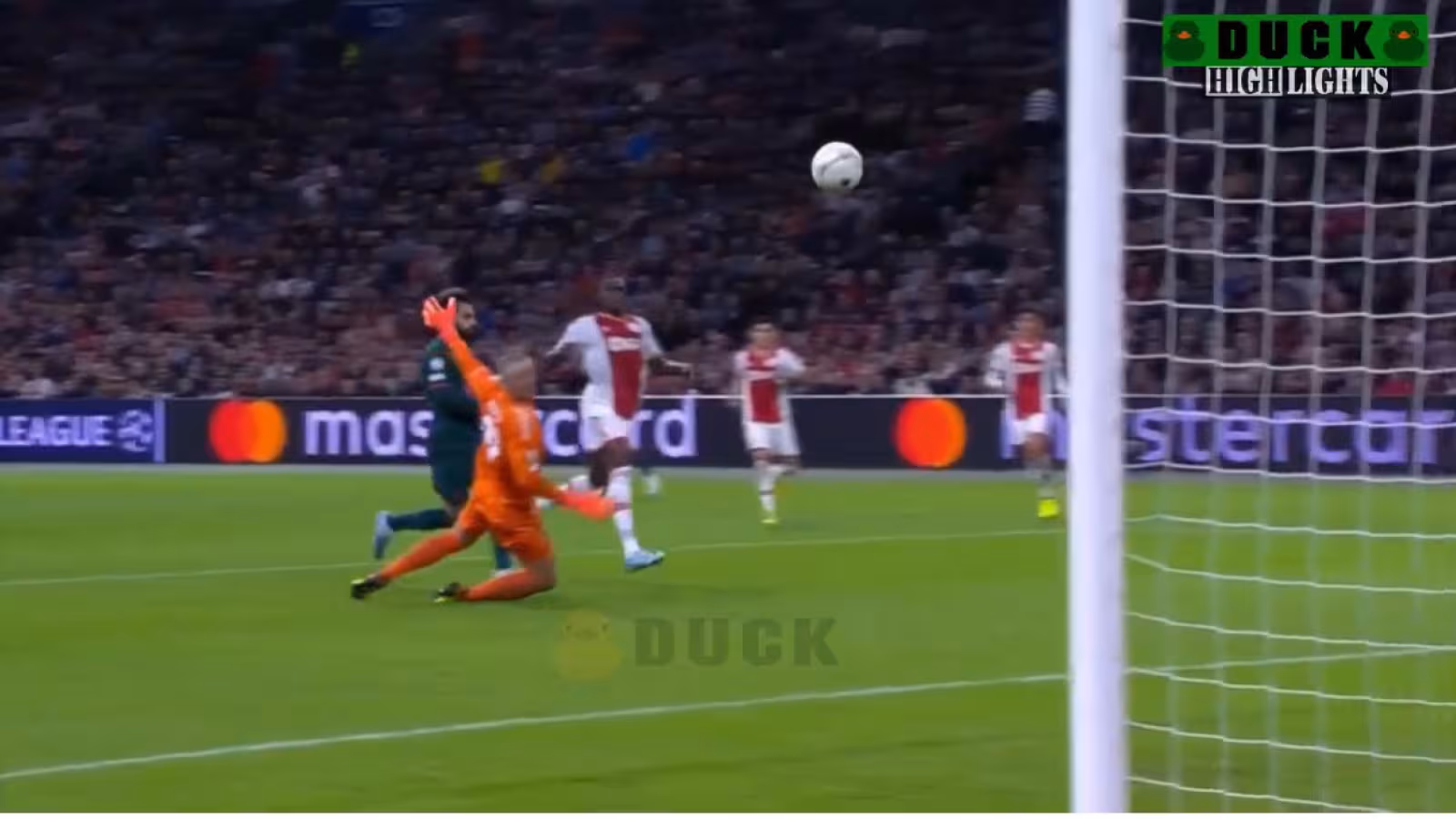 Ajax 0-3 Liverpool : Mohamed Salah, Darwin Nunez et Harvey Elliott envoient les Reds en 8e de finale de la Ligue des champions