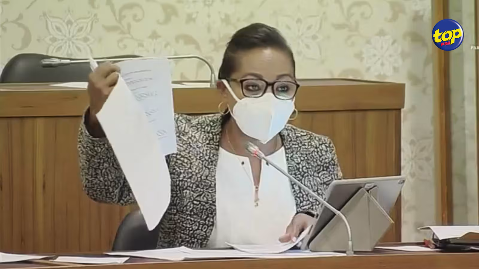 Au Parlement : Quand Sandra Mayotte reconnaît le travail accompli par Top Fm
