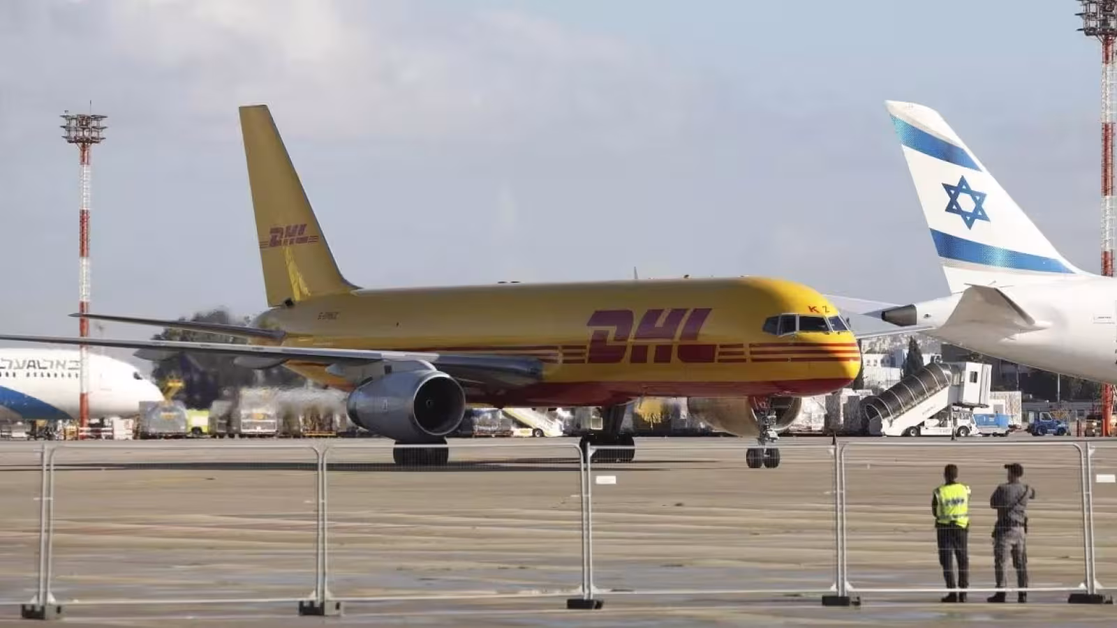 avion-cargo de DHL