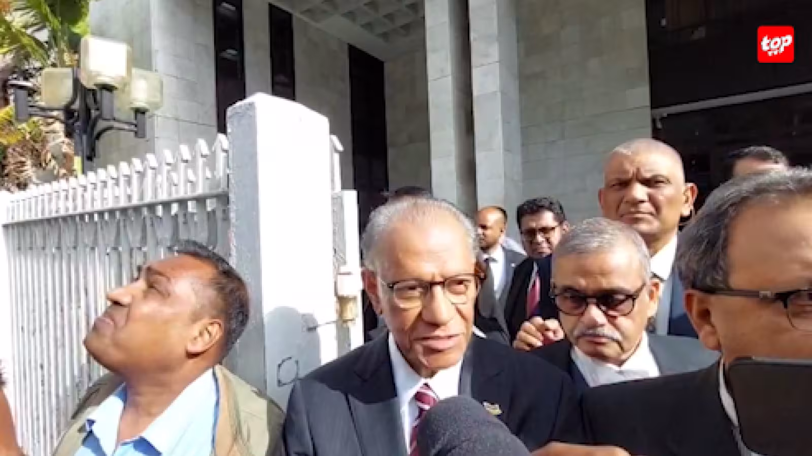 Affaire des coffres-forts : les 23 accusations contre Navin Ramgoolam rayées par la justice