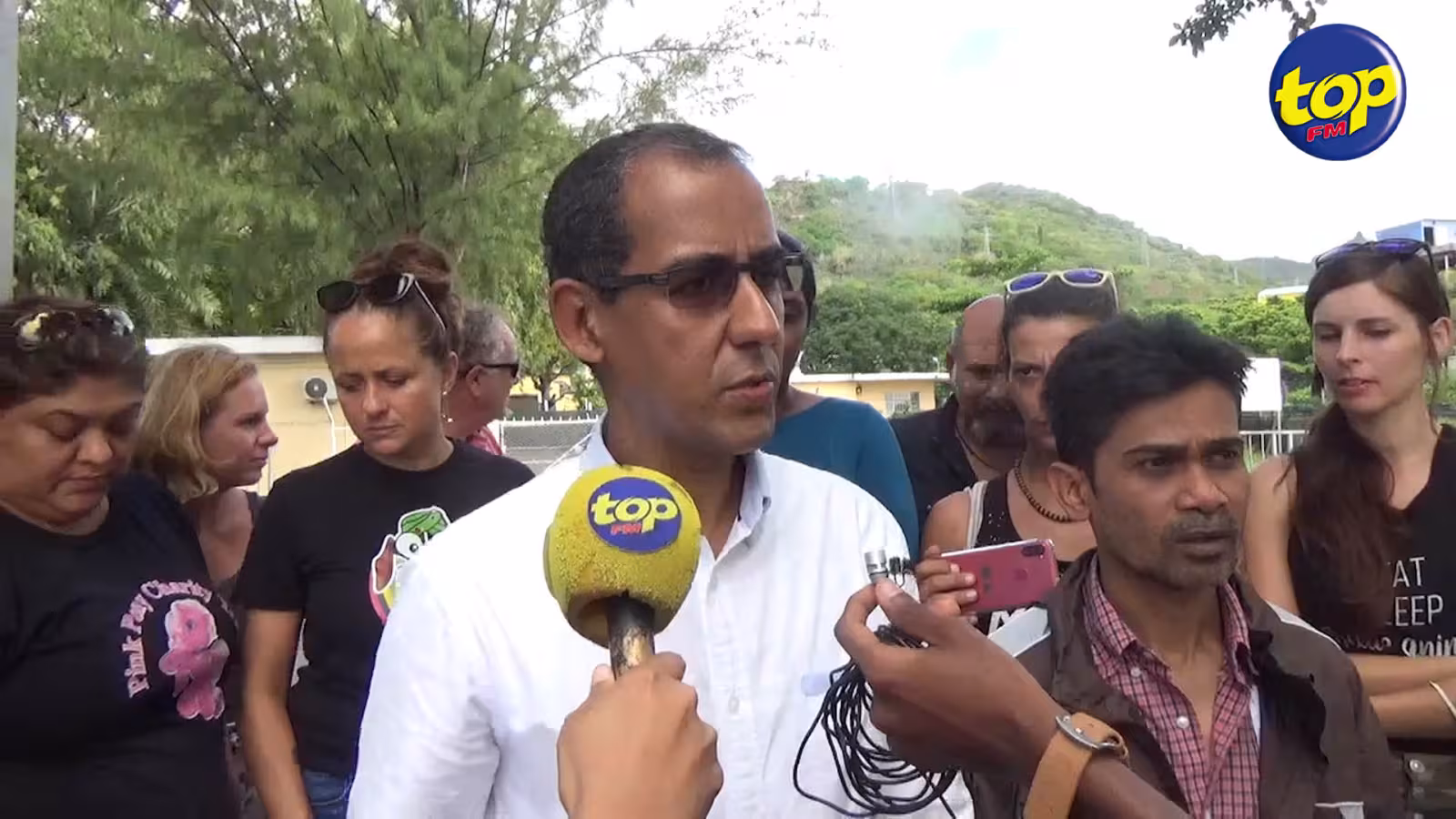 Après une visite des locaux de la MSAW à Vallée des prêtres : il faut revoir l’Animal Welfare Act pour offrir une meilleure protection aux animaux, affirme le député Osman Mahomed