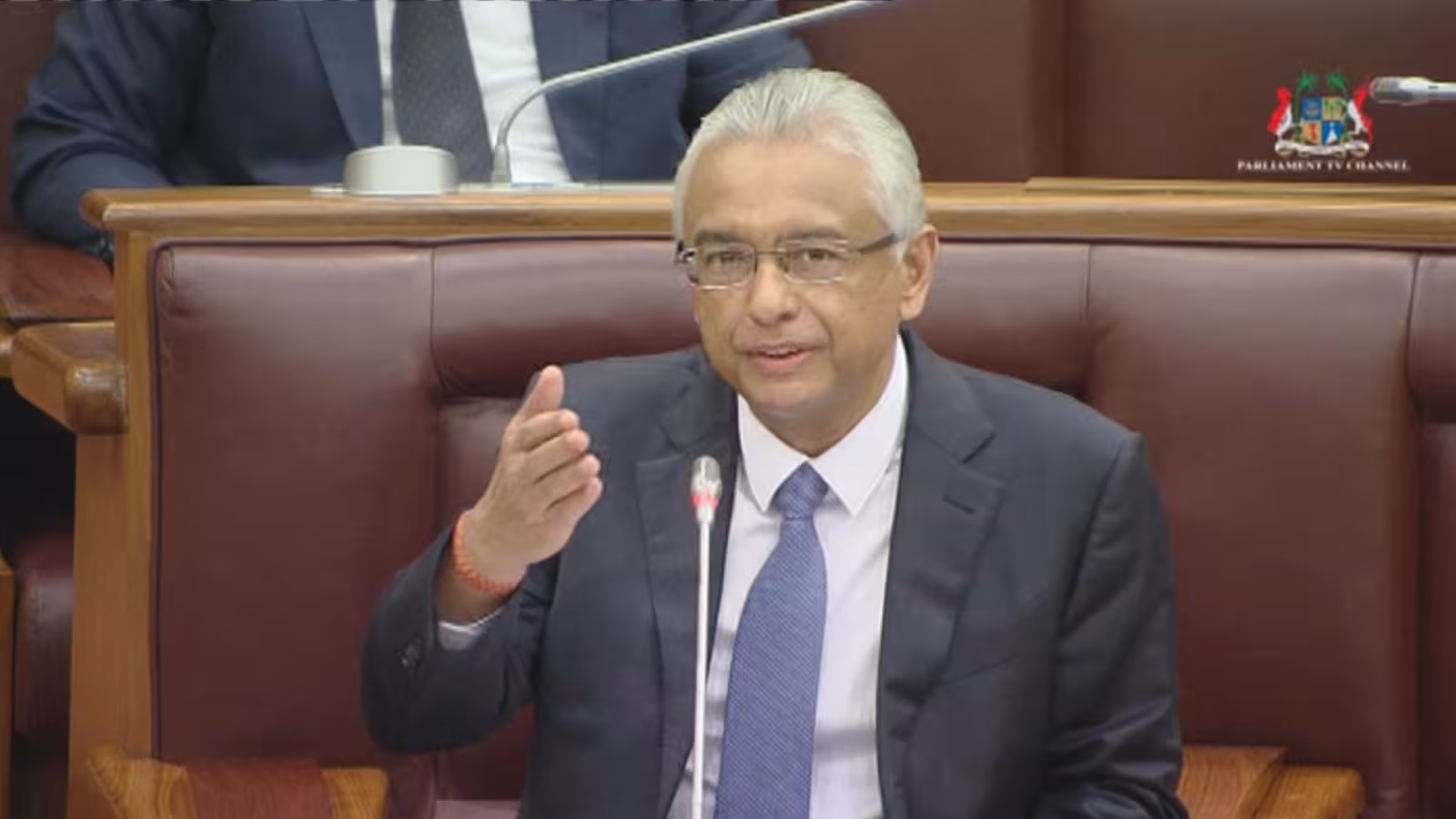 Immigration Bill : Boycott de l’opposition alors que le PM allait débuter son discours, ‘alle manz bondier aster’, lance Pravind Jugnauth aux députés de l’opposition !