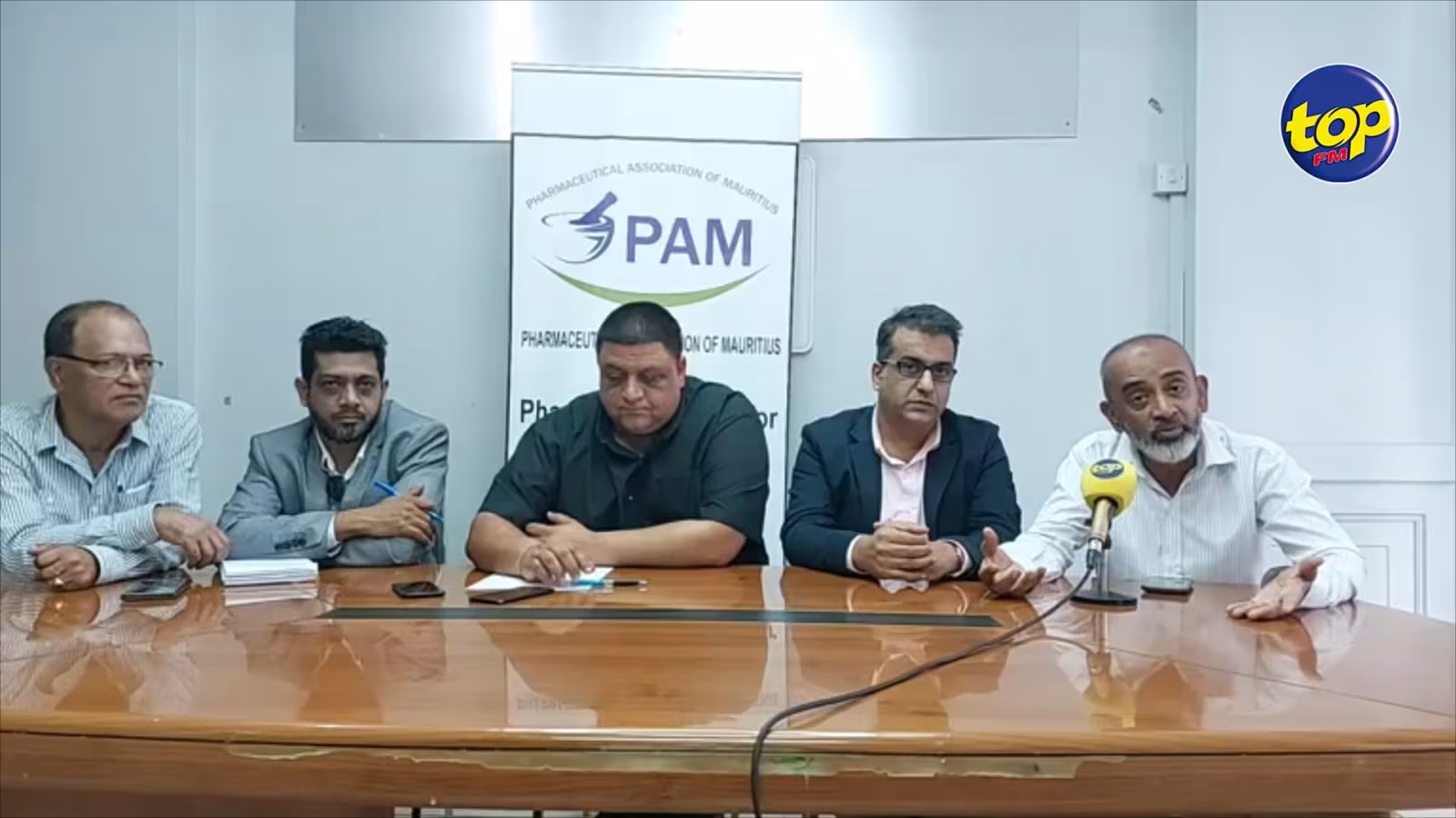 La Pharmaceutical Association of Mauritius : “ Kifer zis pharmacy ki bizin baisse zot bane prix?” lance Ashwin Dookhun, le président de la PAM