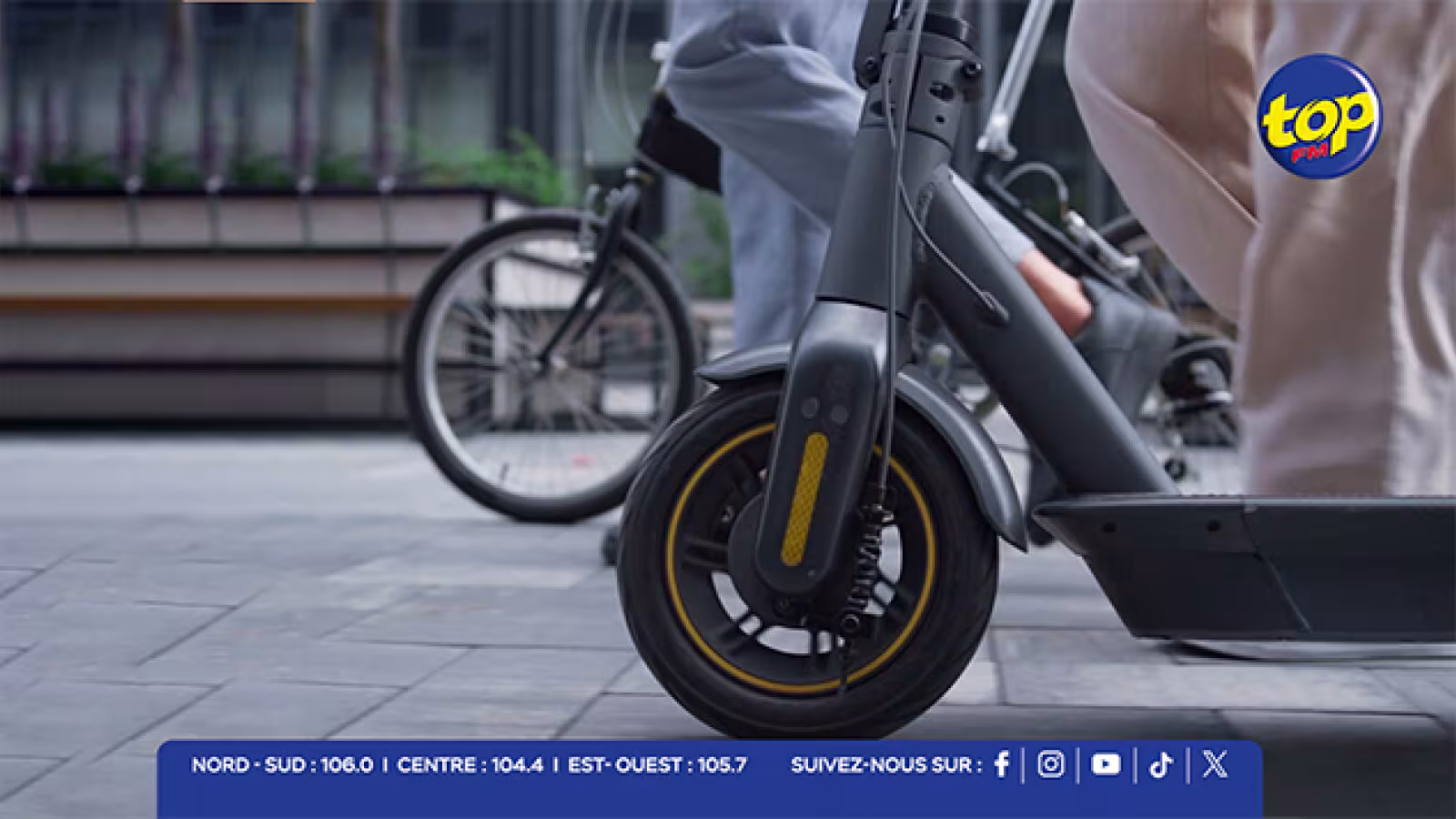 Trottinettes et vélos électriques : le gouvernement prépare une nouvelle législation pour renforcer la sécurité routière