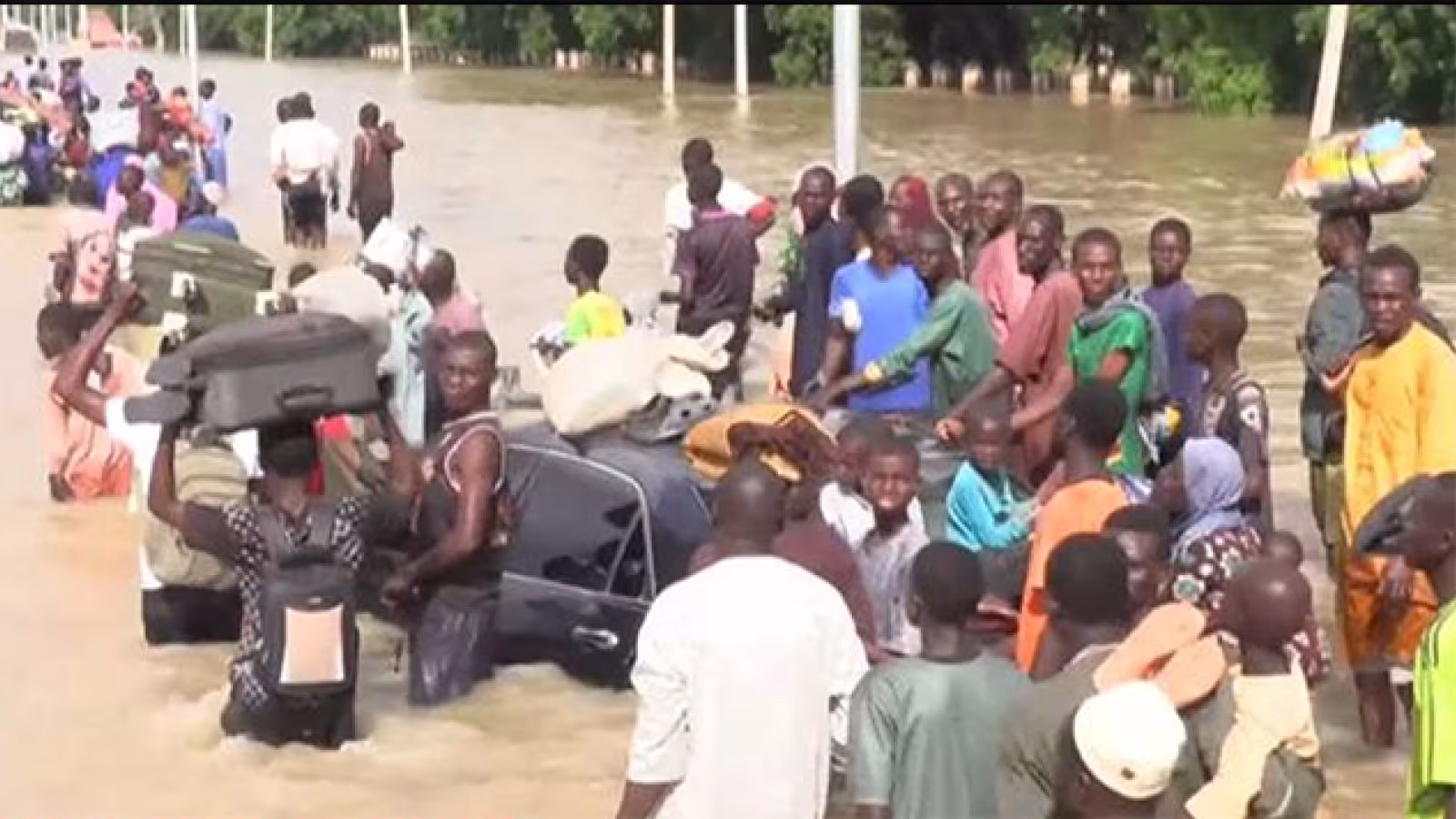 More than 200 inmates escape as floods tear down Nigerian prison walls