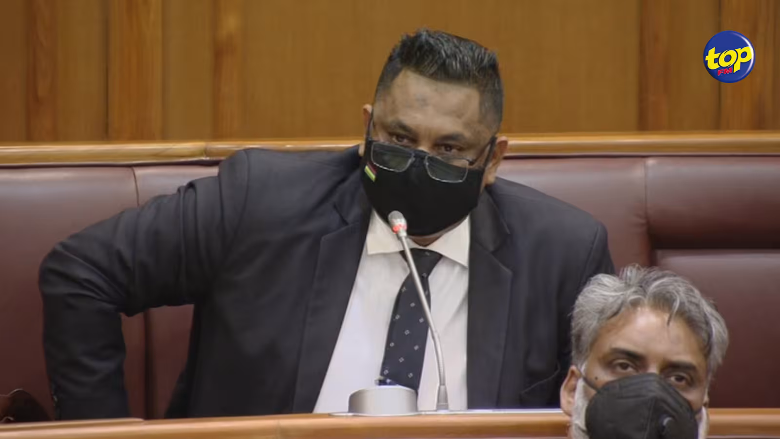 Chute mortelle de Faheza Mooniaruth : ” Je n’ai donné qu’un extrait pertinent de la cause de son décès par souci de transparence” avance le ministre Hurdoyal