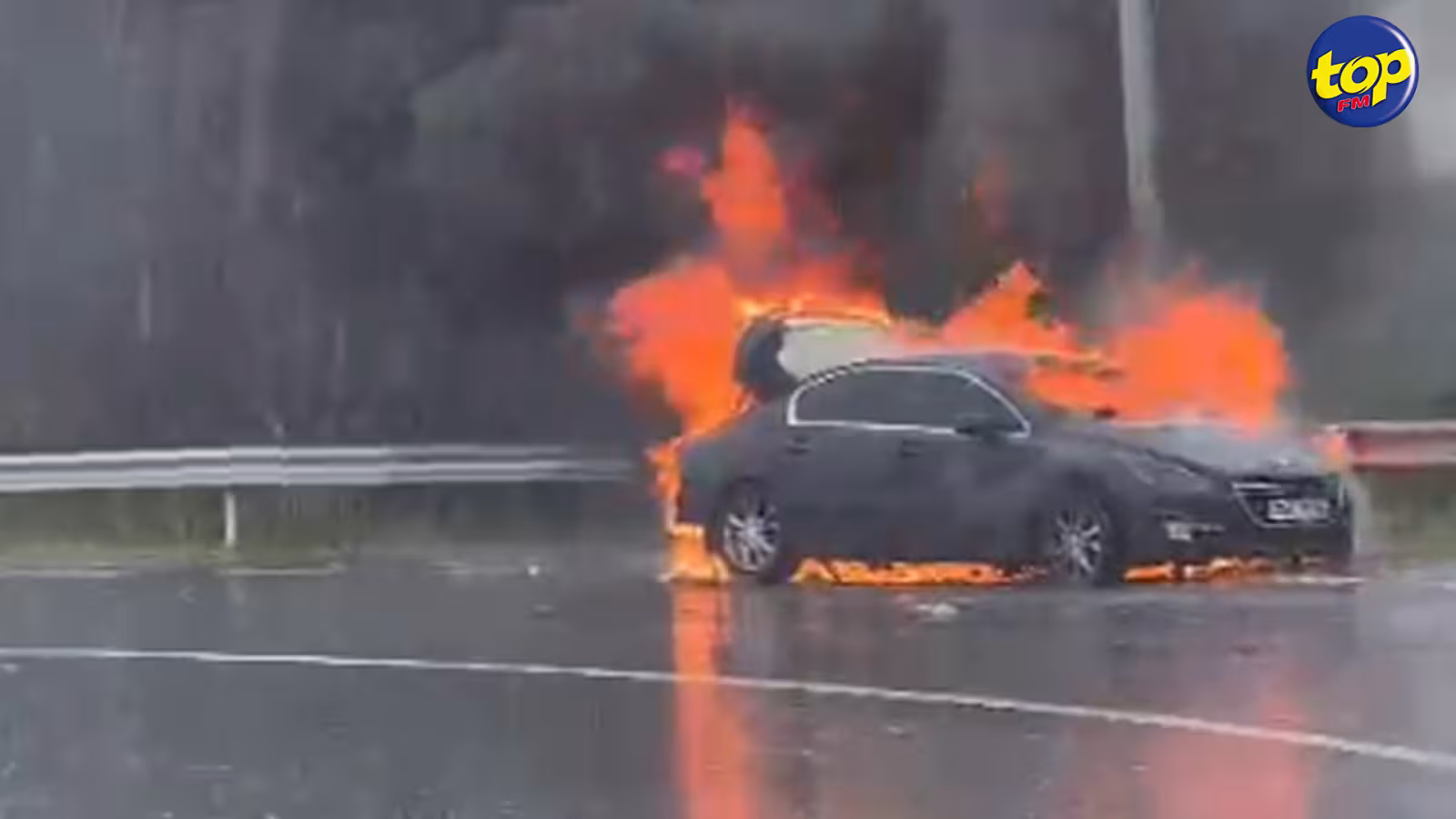À Sodnac : Une voiture prend feu sur l’autoroute ce vendredi