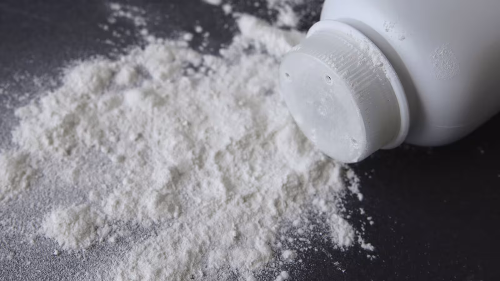 Du talc comme anti-transpirant