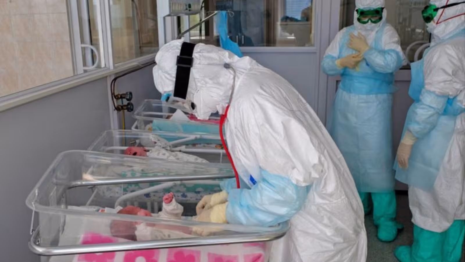 France : un bébé de 18 jours testé positif au Covid-19 a dû être hospitalisé