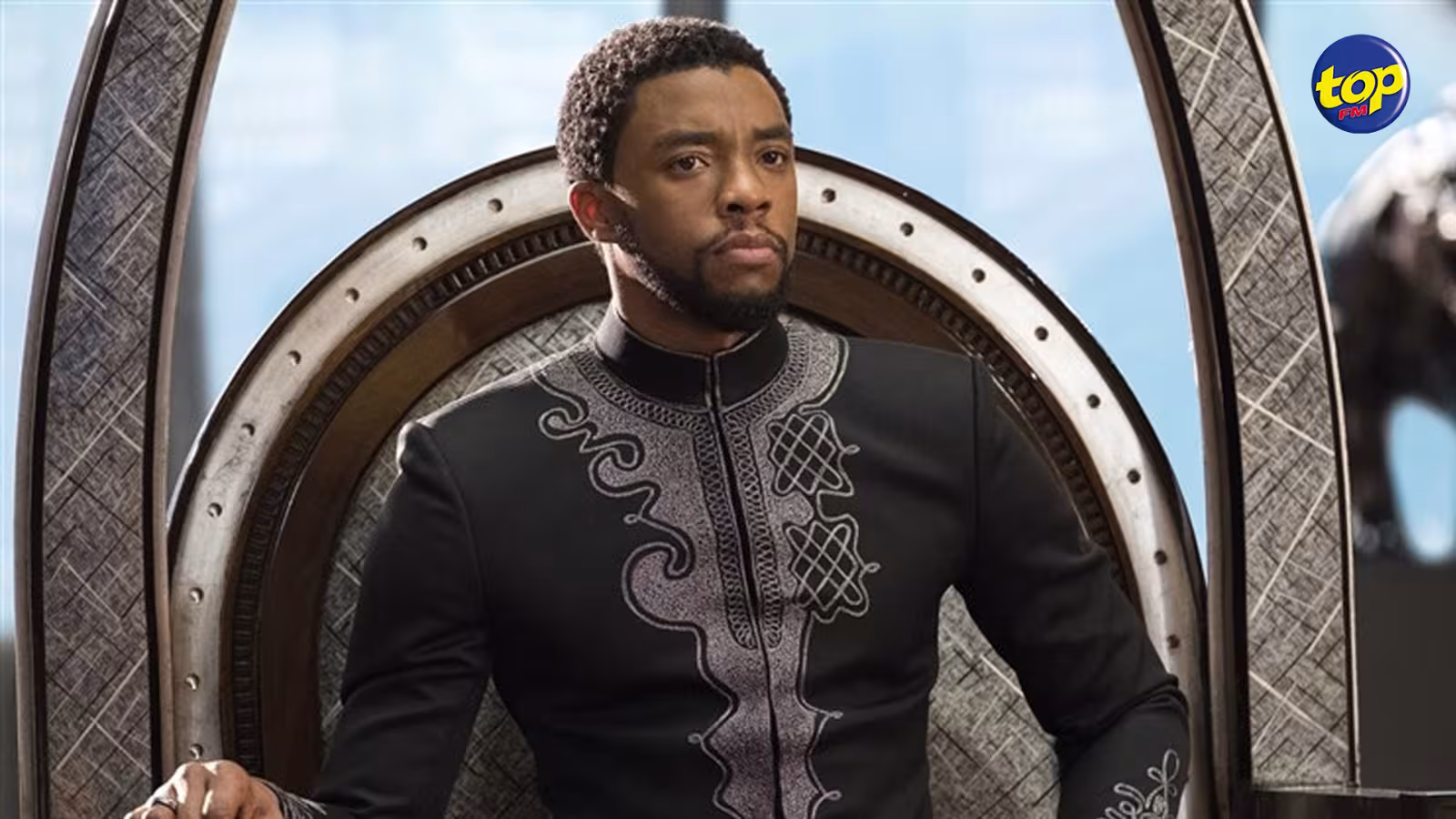 Chadwick Boseman: Black Panther star dies of cancer aged 43