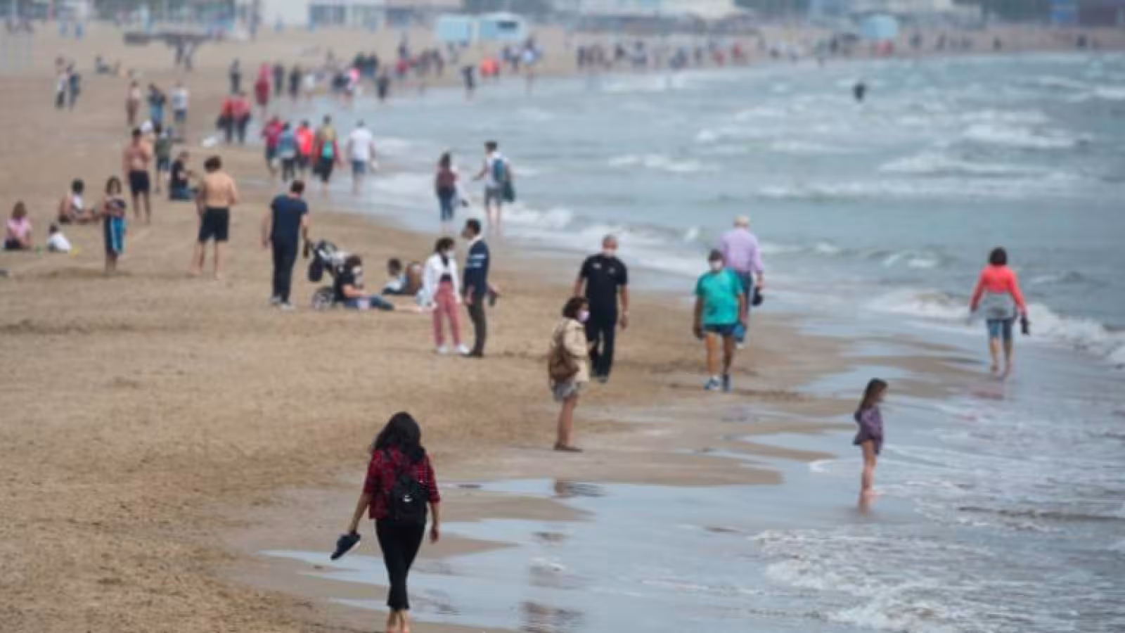 L’Espagne déconfine dans une ambiance de fête
