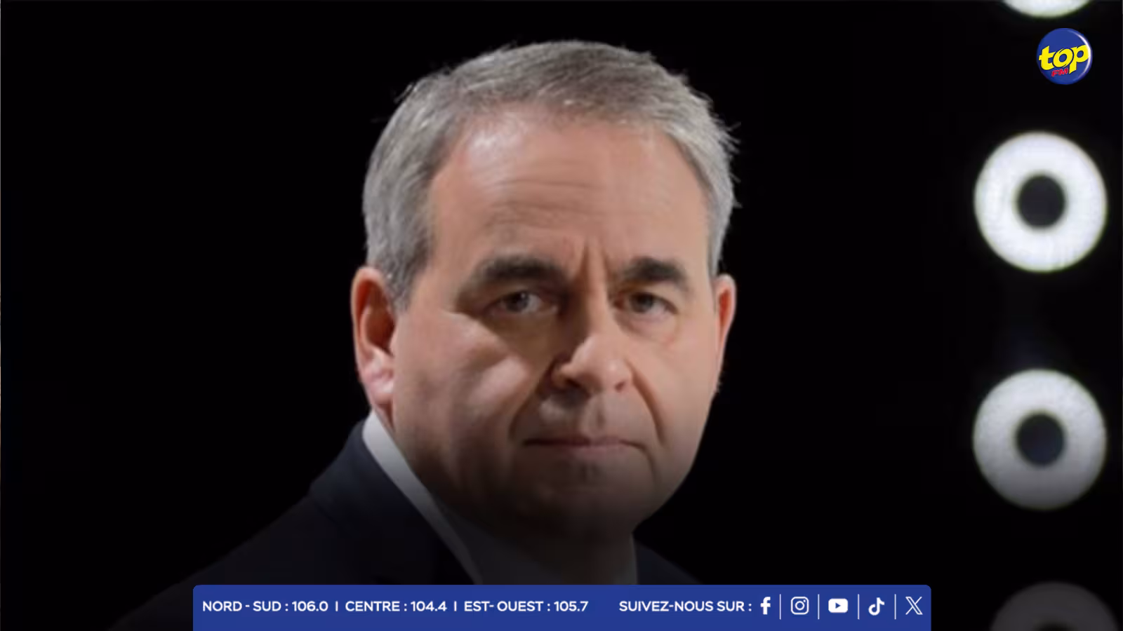 France: toujours pas de Premier ministre, le nom de Xavier Bertrand divise le camp présidentiel