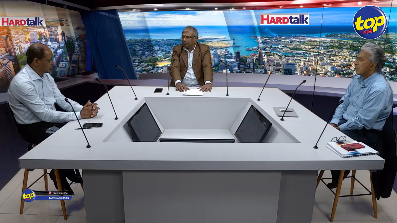 Dans notre HardTalk hier : les invités insistent sur l’importance d’une opposition unie pour contrer le gouvernement