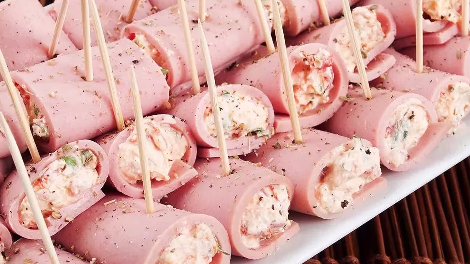 Recette : Bouchées de jambon au fromage frais