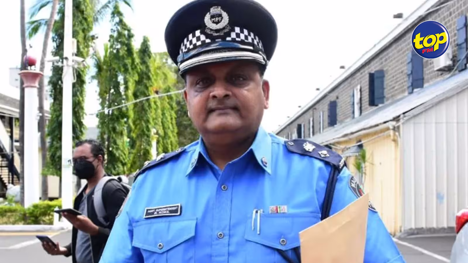 Il veut contester sa mise à la retraite de la police dans l’intérêt public : la demande de révision judiciaire de l’ex-ASP Roshan Kokil rejetée par la cour suprême